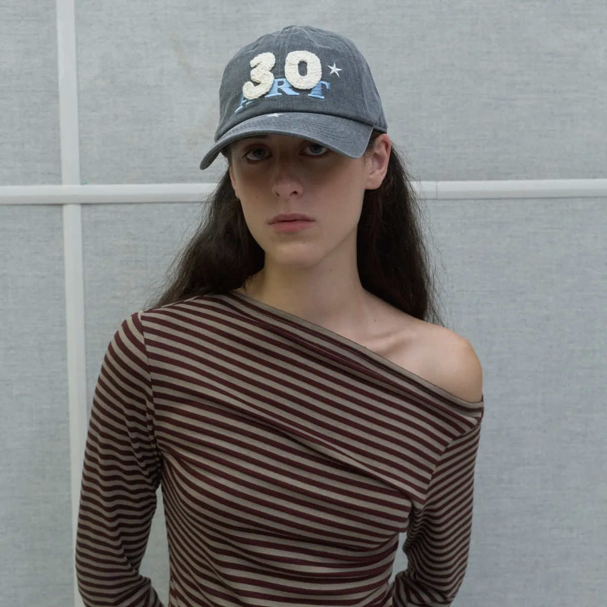 디테일이 살아있는 캡