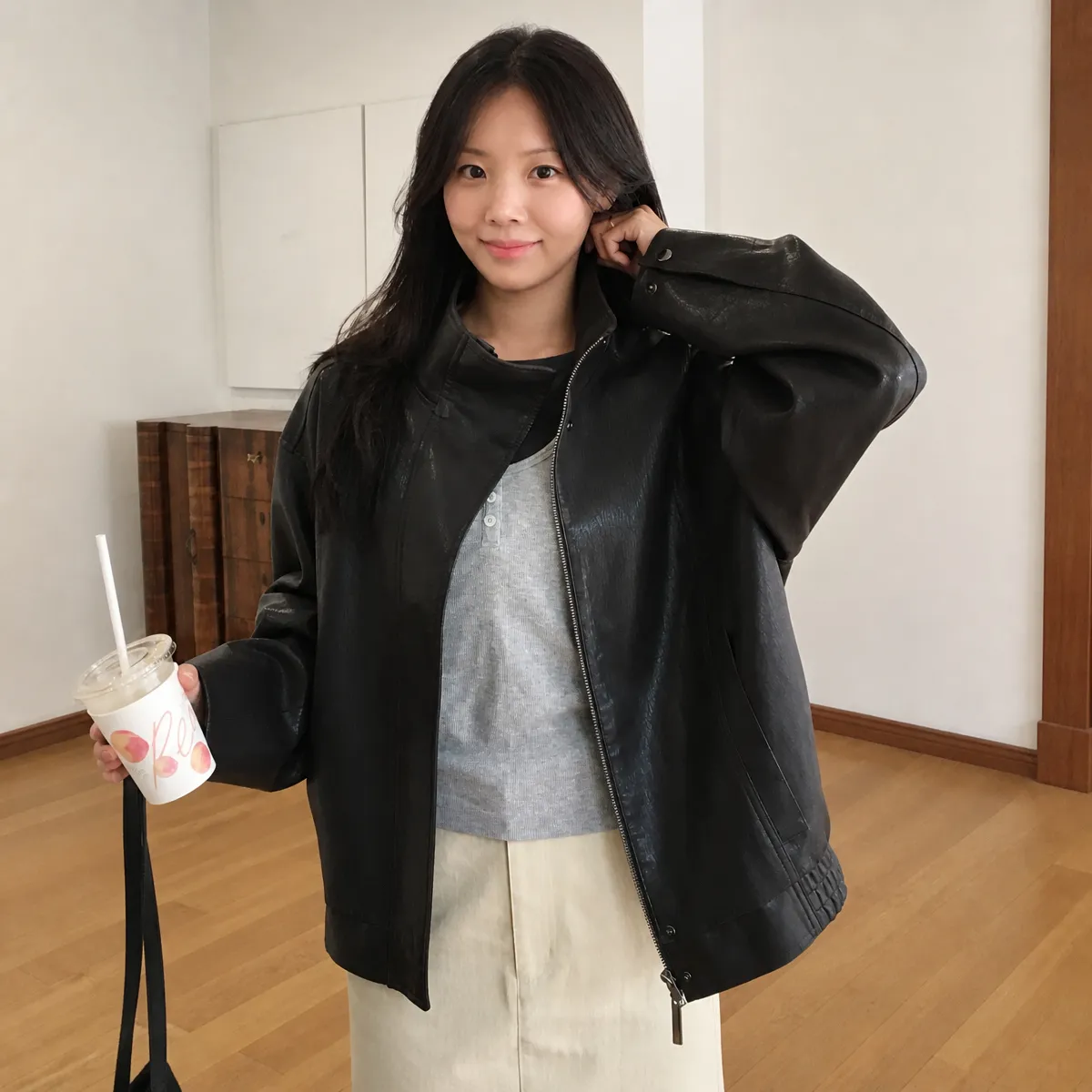 가죽인데
가볍고 유연해요