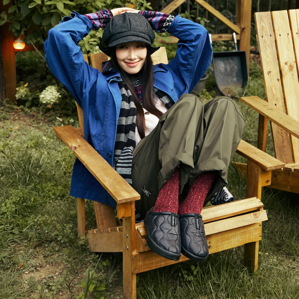 가을의 여유를 
완성하는 슈즈