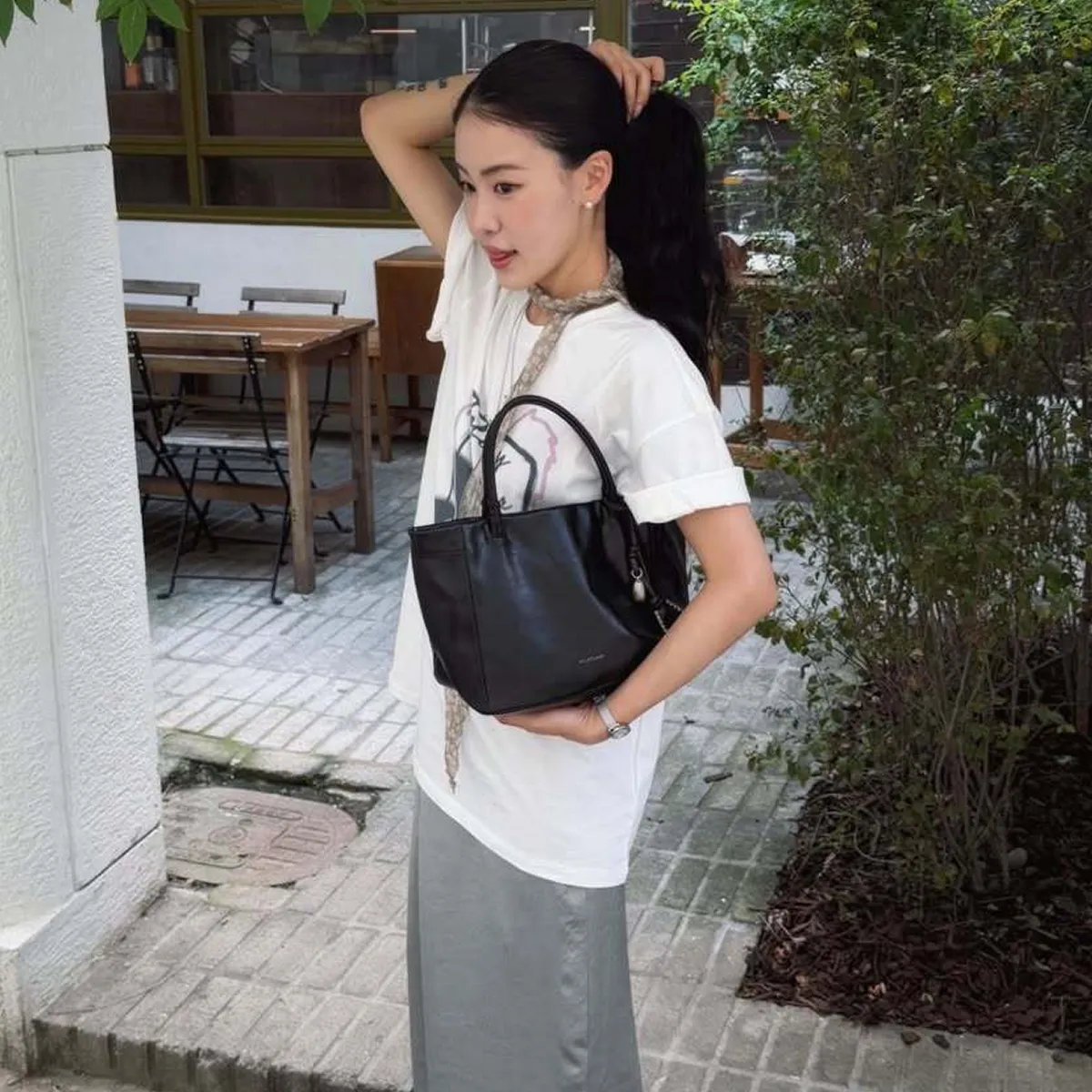 가을에 가장 가벼운 레더백