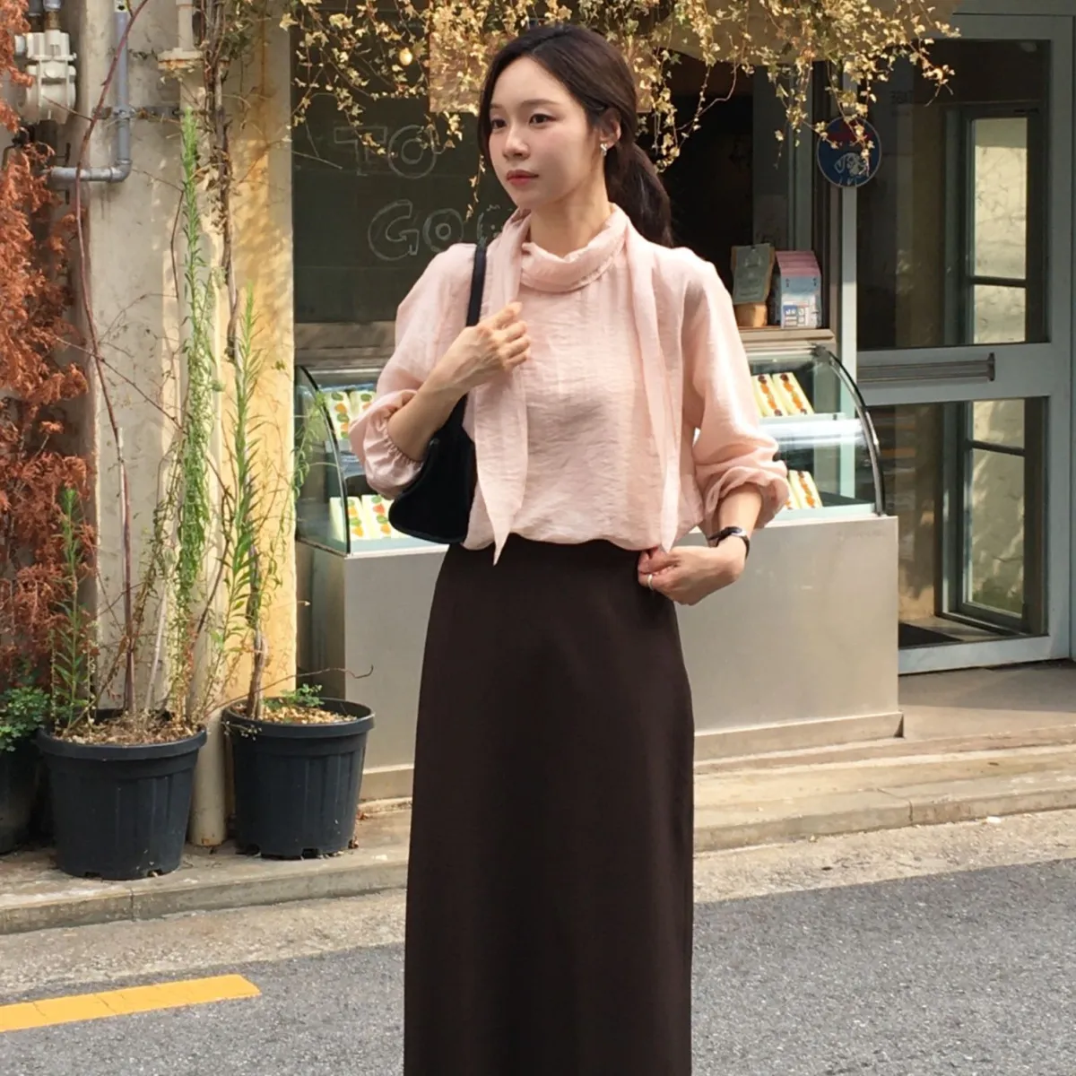 차르르 부드럽게
흐르는 실루엣