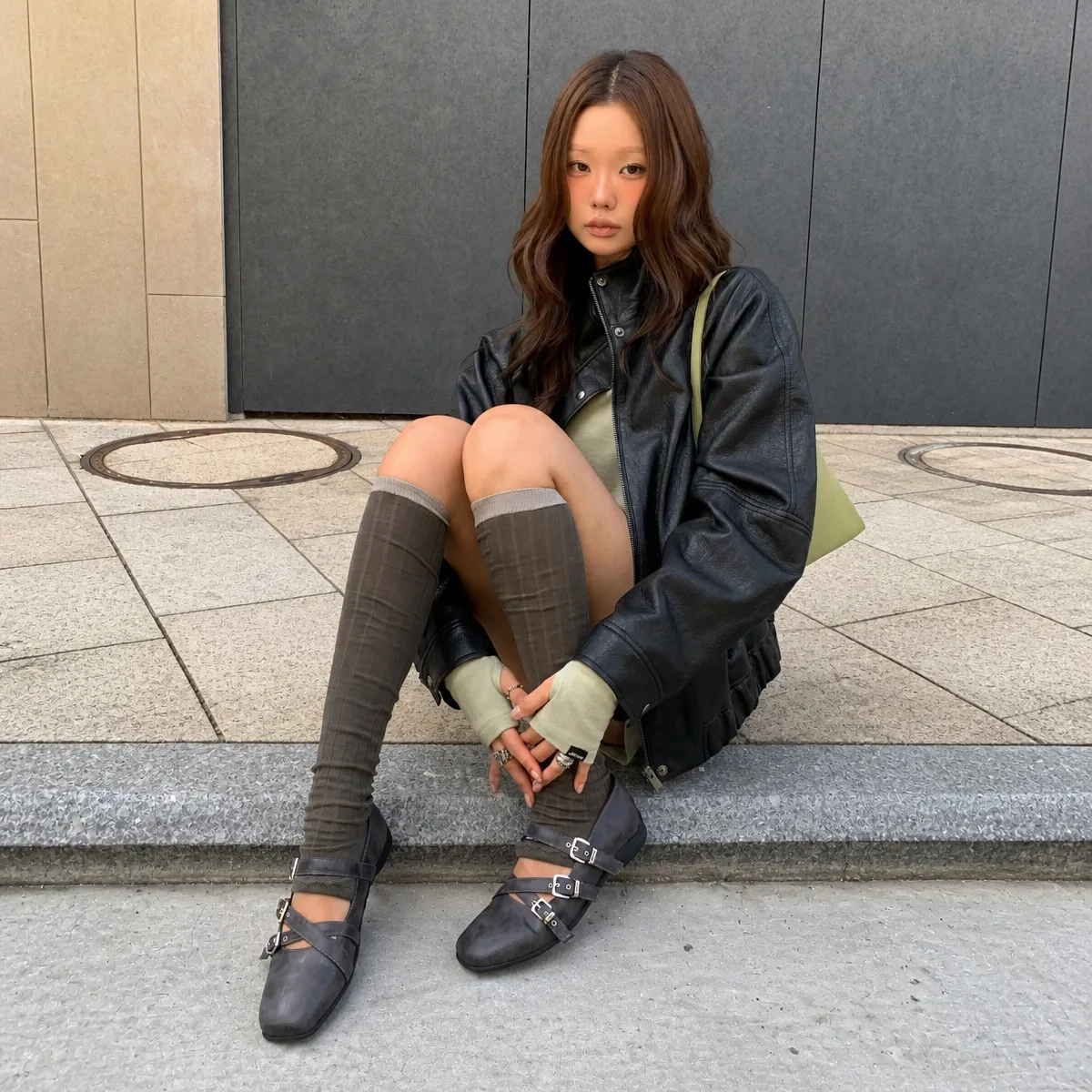 오버핏인데
라인이 살아있어요