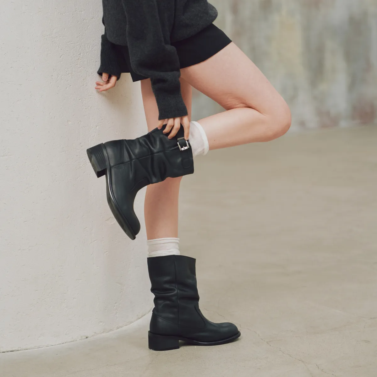 계절에 맞춰
신발을 갈아 신어요