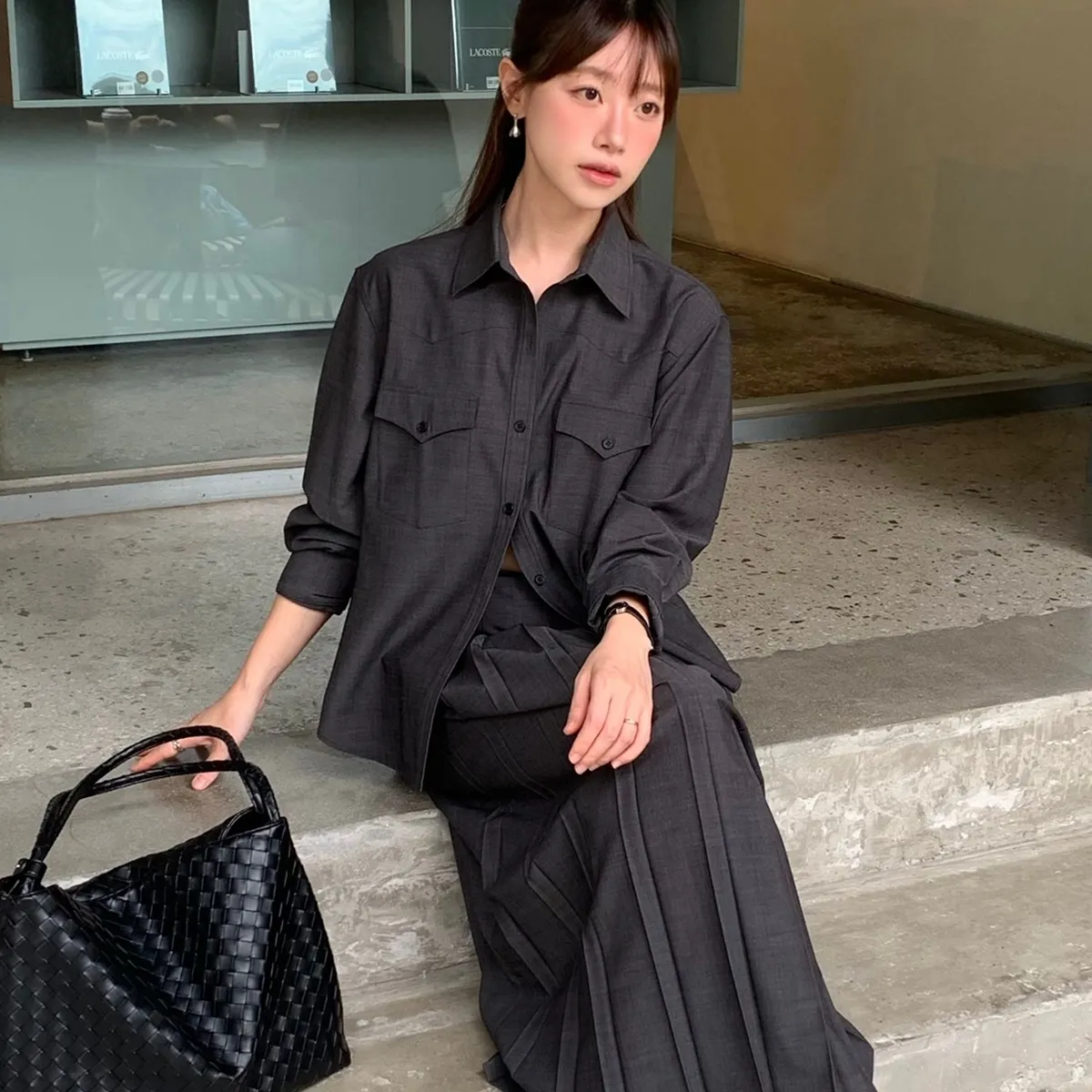 옷장에 꼭 필요한 단아함