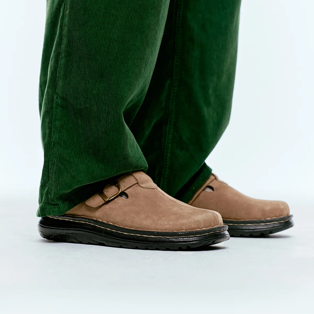 시간이 빚어낸 질감