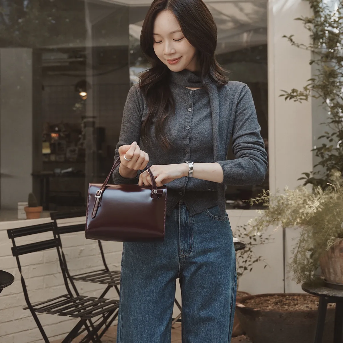 낙엽마저 한껏 담길 가방