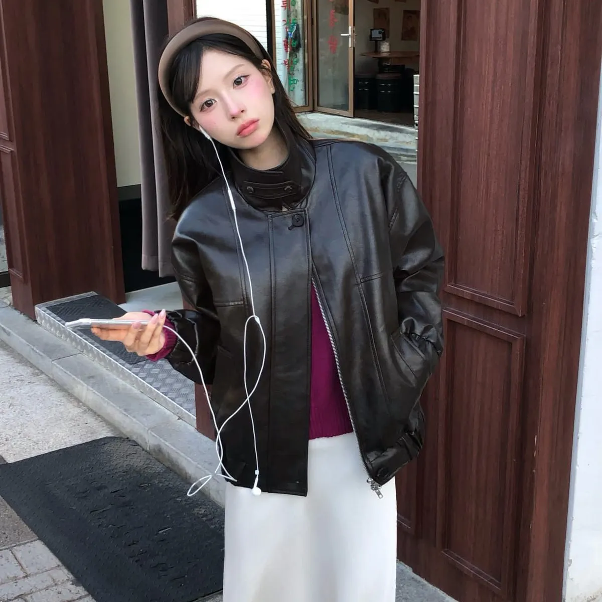 단순한 선에
포근함을 얹었어요