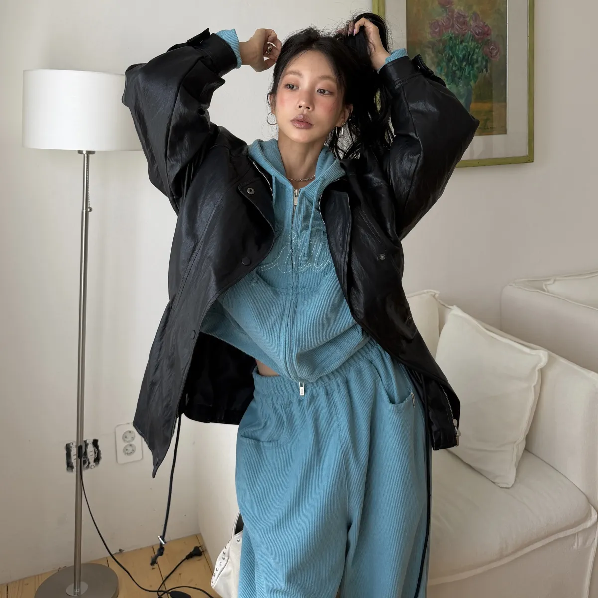그냥 입어도
눈에 띄는 스타일