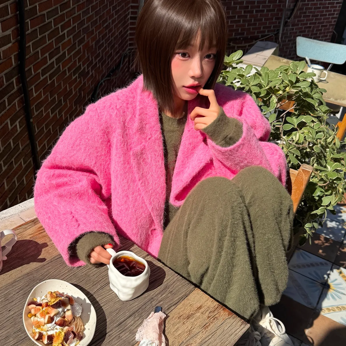 걸치고 메고
가을을 완성해요