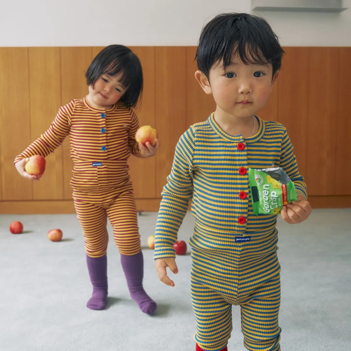 통통한 손발만큼
사랑스러운 옷