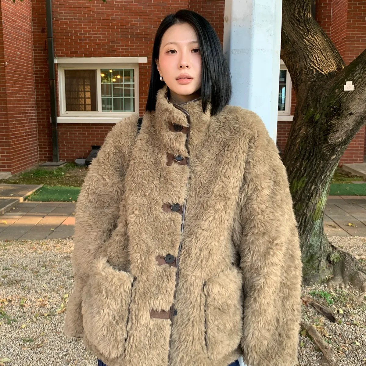 올가을은 박소령처럼
대담하게