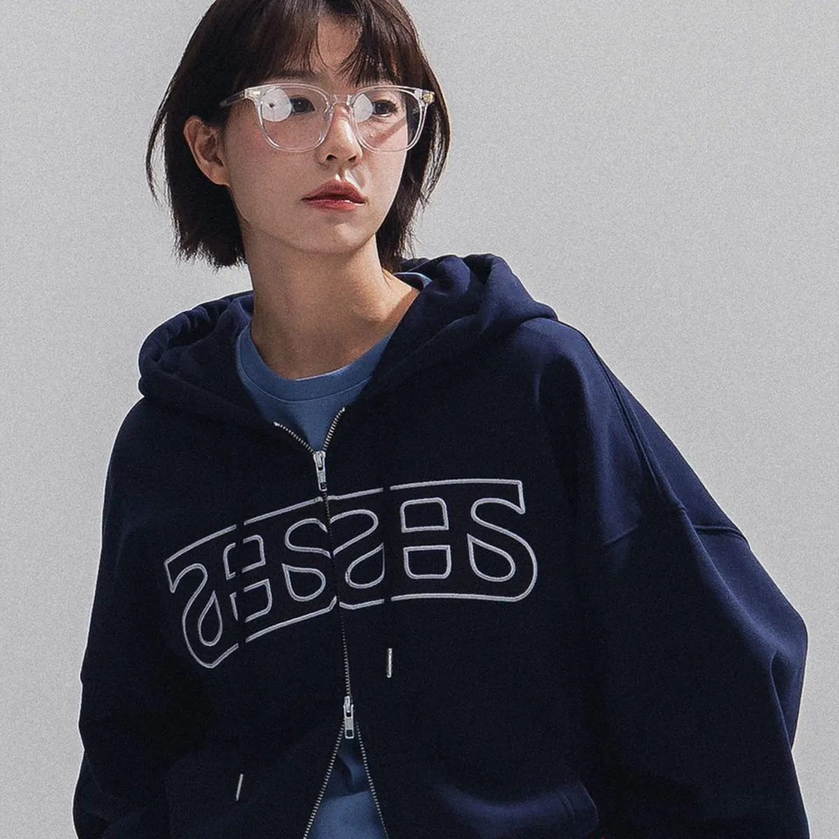 넉넉한 품에 하트 하나