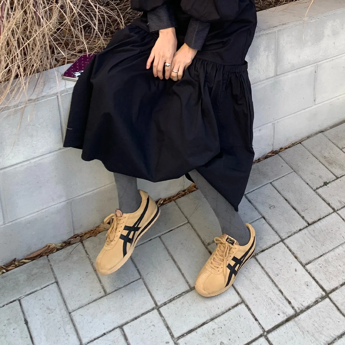 다시 만나는
인기 스니커즈