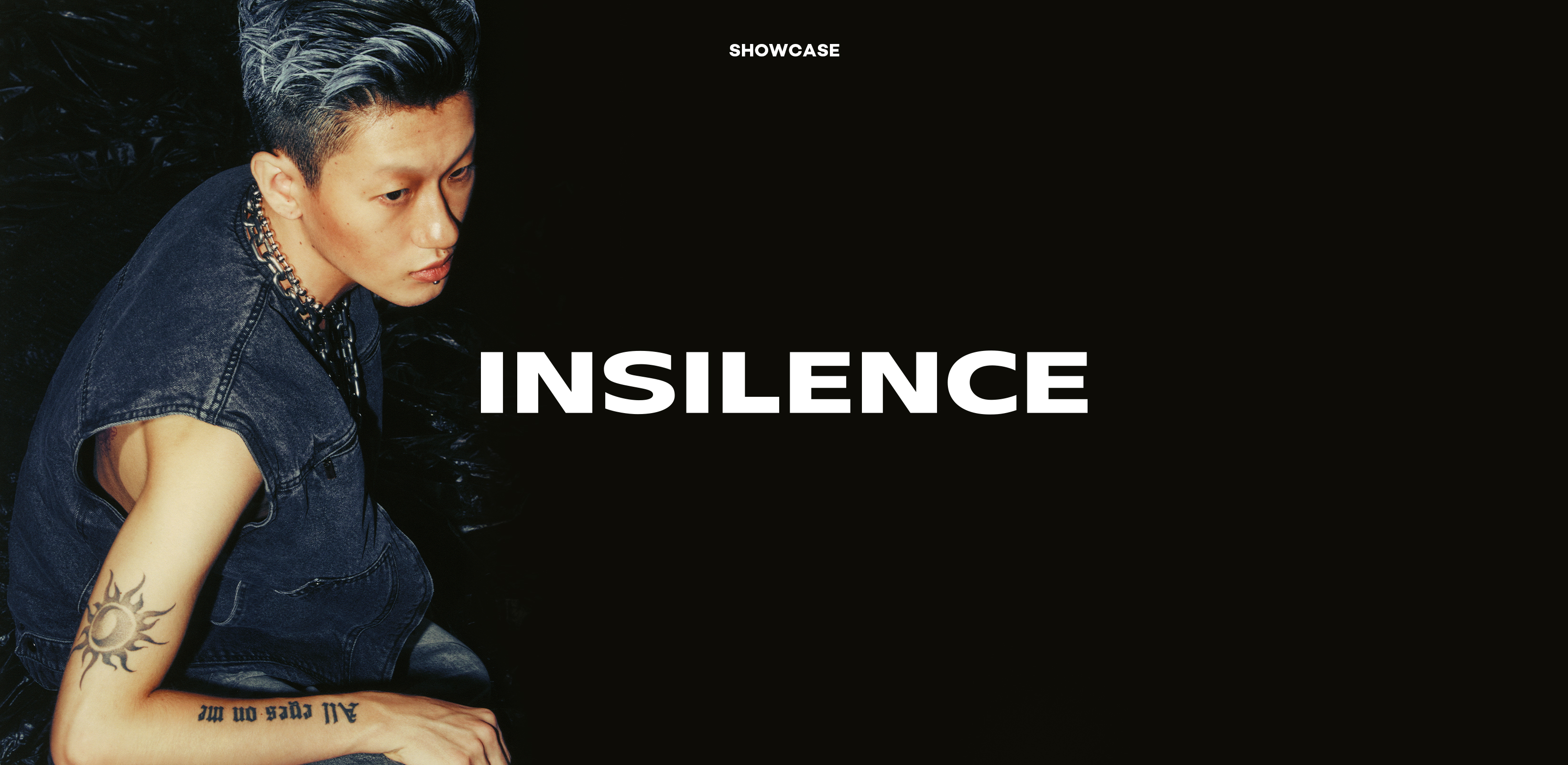 활동적인 가을의 시티웨어
인사일런스