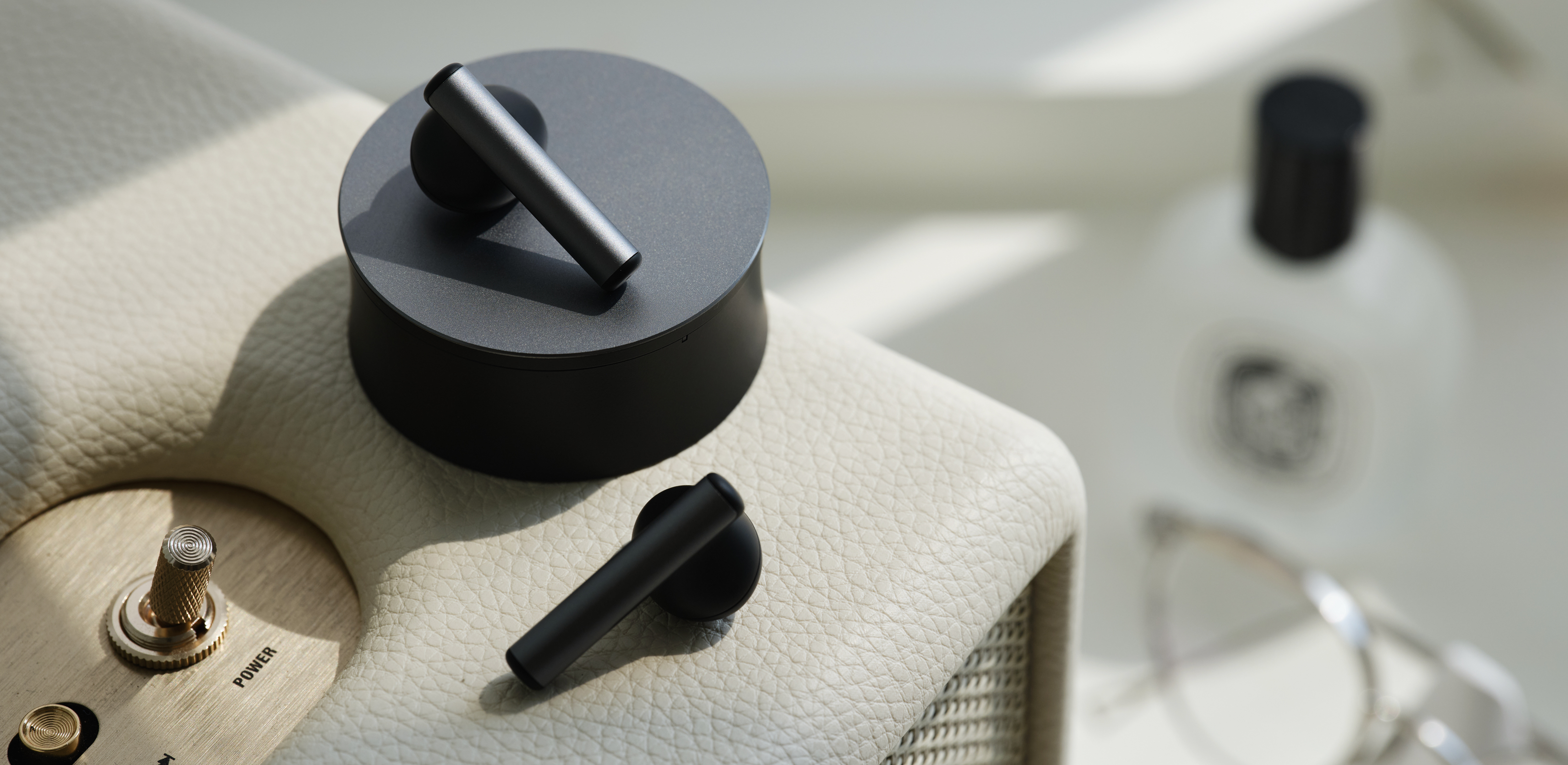 새로운 소리의 공간으로 
오딕트