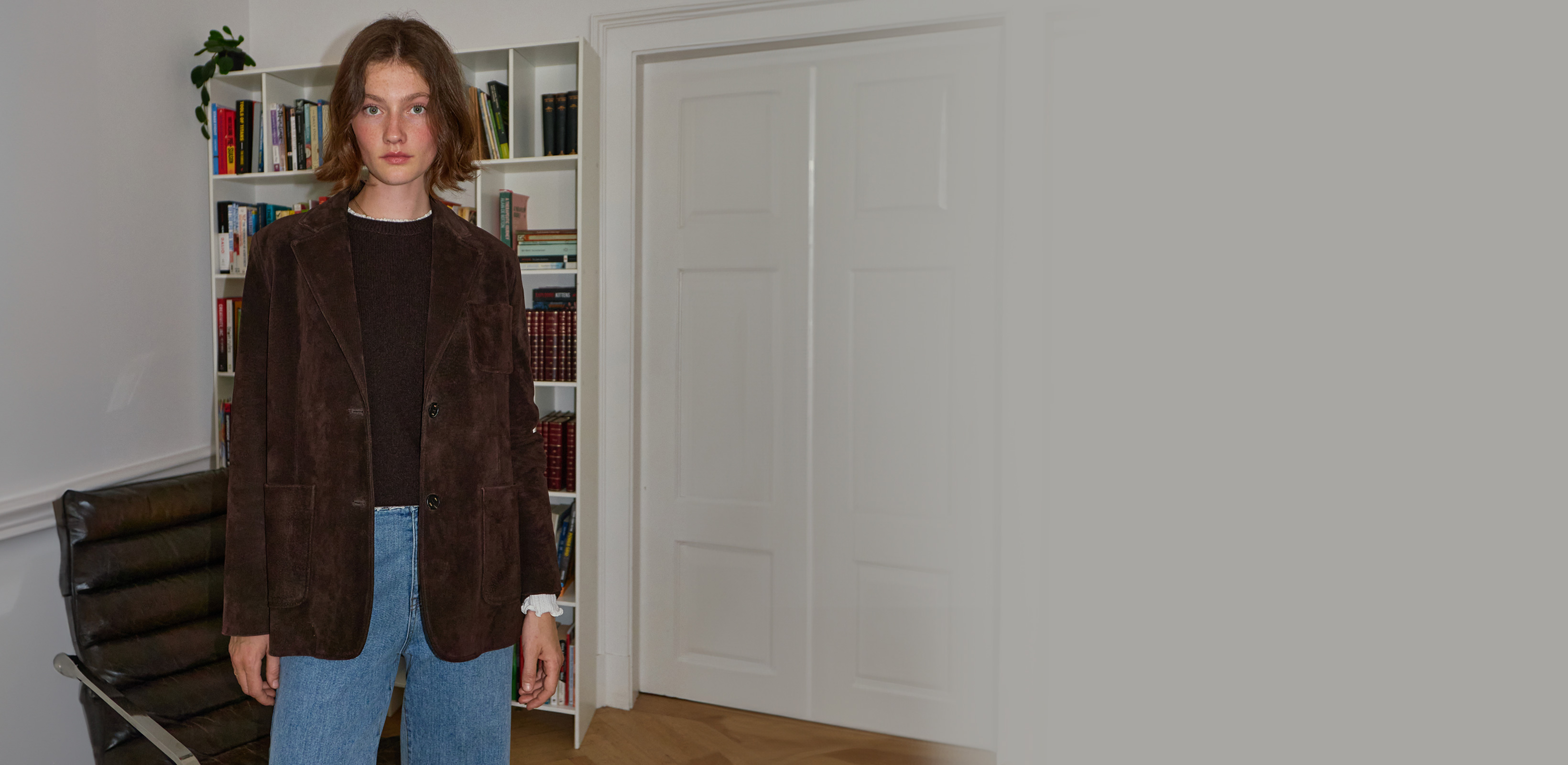 가을에 어울리는 스웨이드
앤유