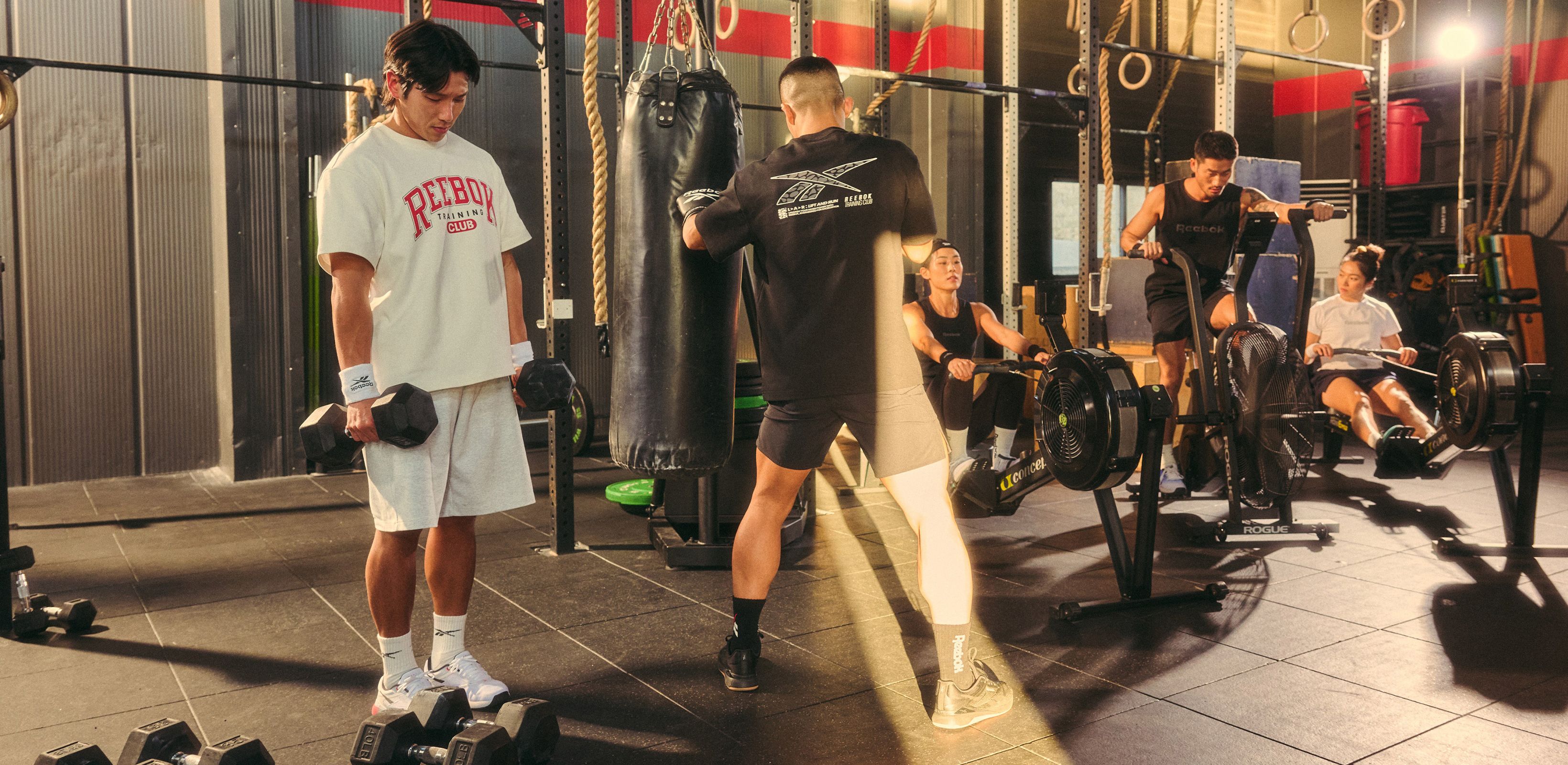 모든 것이 스포츠
리복