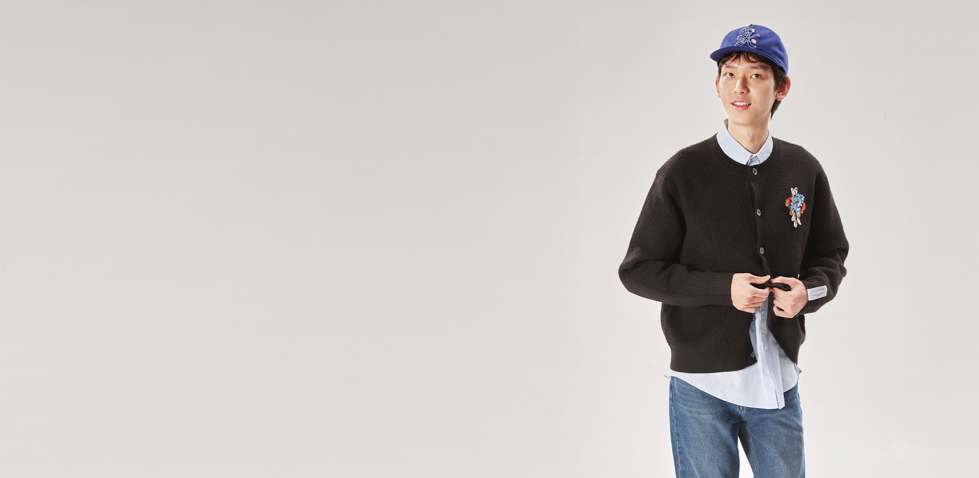 자유롭고 위트있는
준태킴 아티셔널