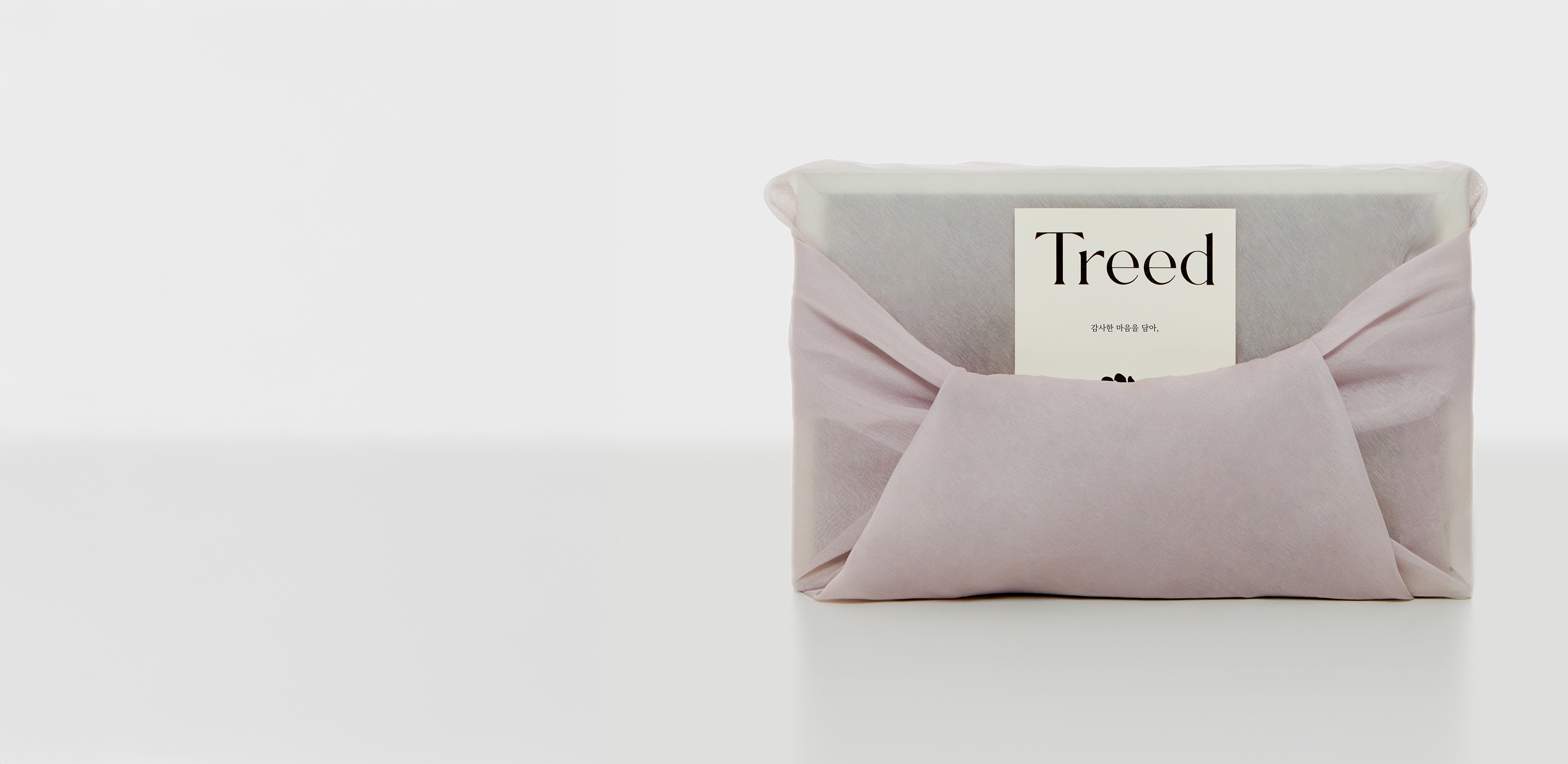 특별한 날에 선물하는 향
트리드