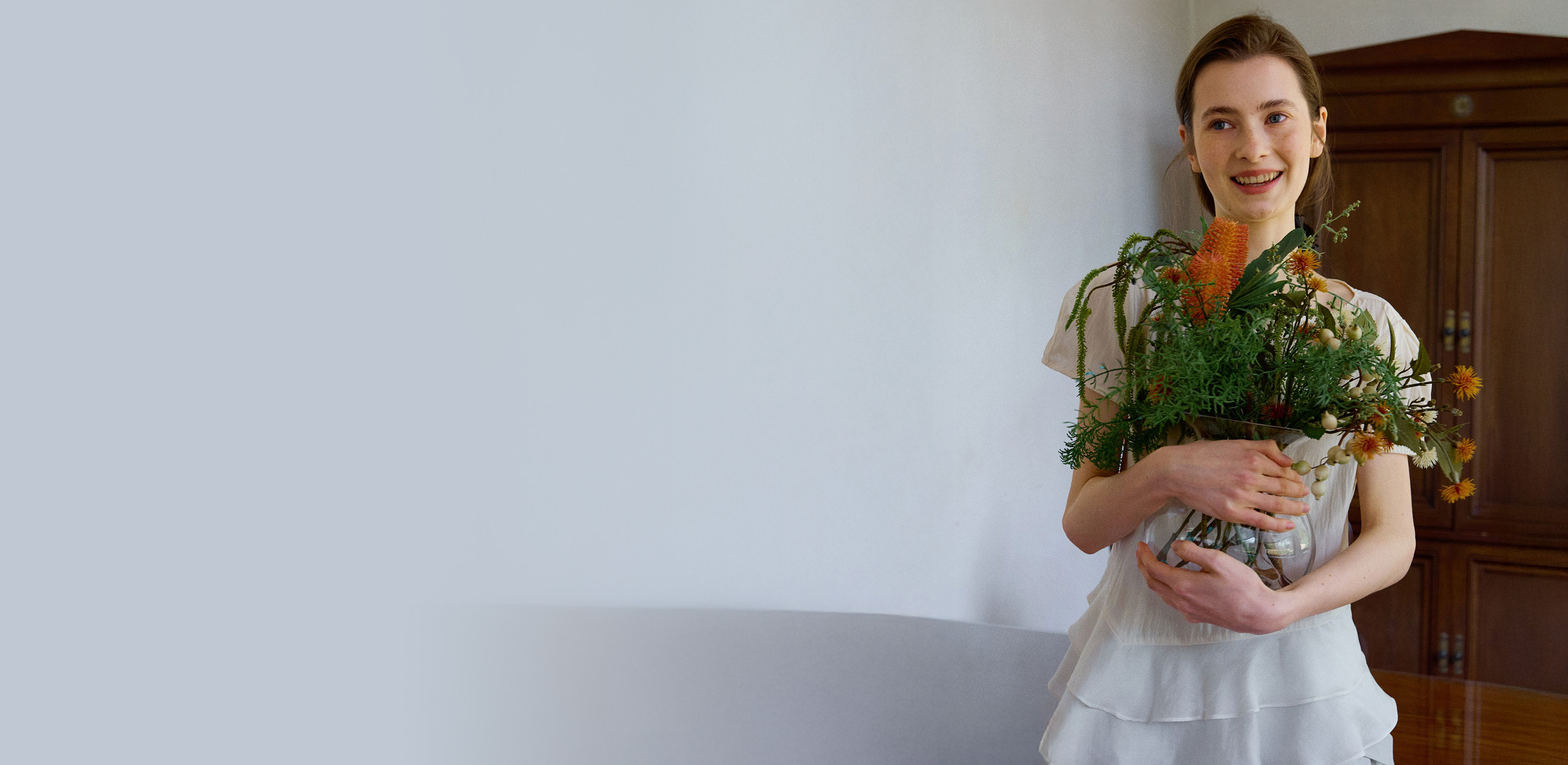 고요하고 싱그러운 여름
리볼드