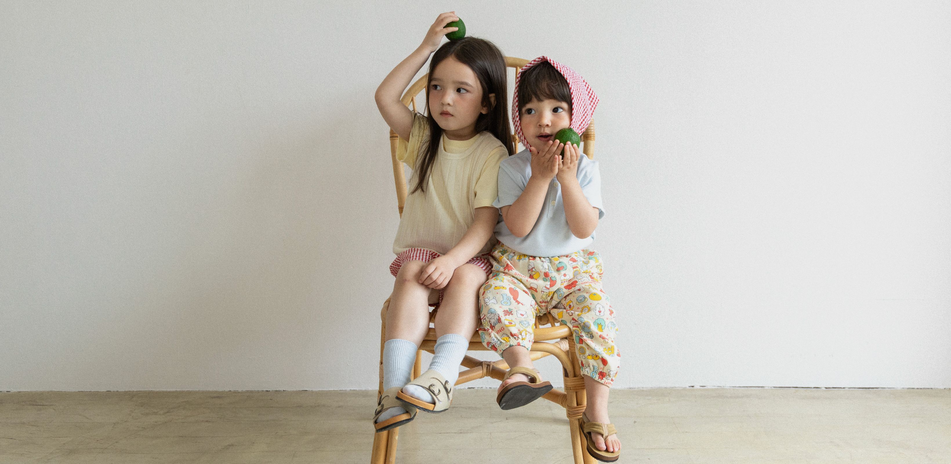 자유롭고 편안한
아이의 여름
퍼즈앤플레이