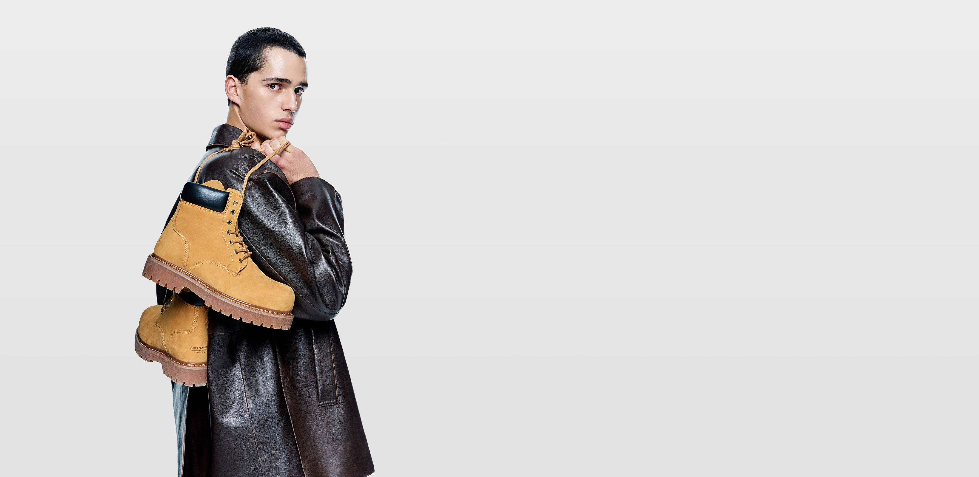 당신의 봄을 완성할 부츠
로스트가든