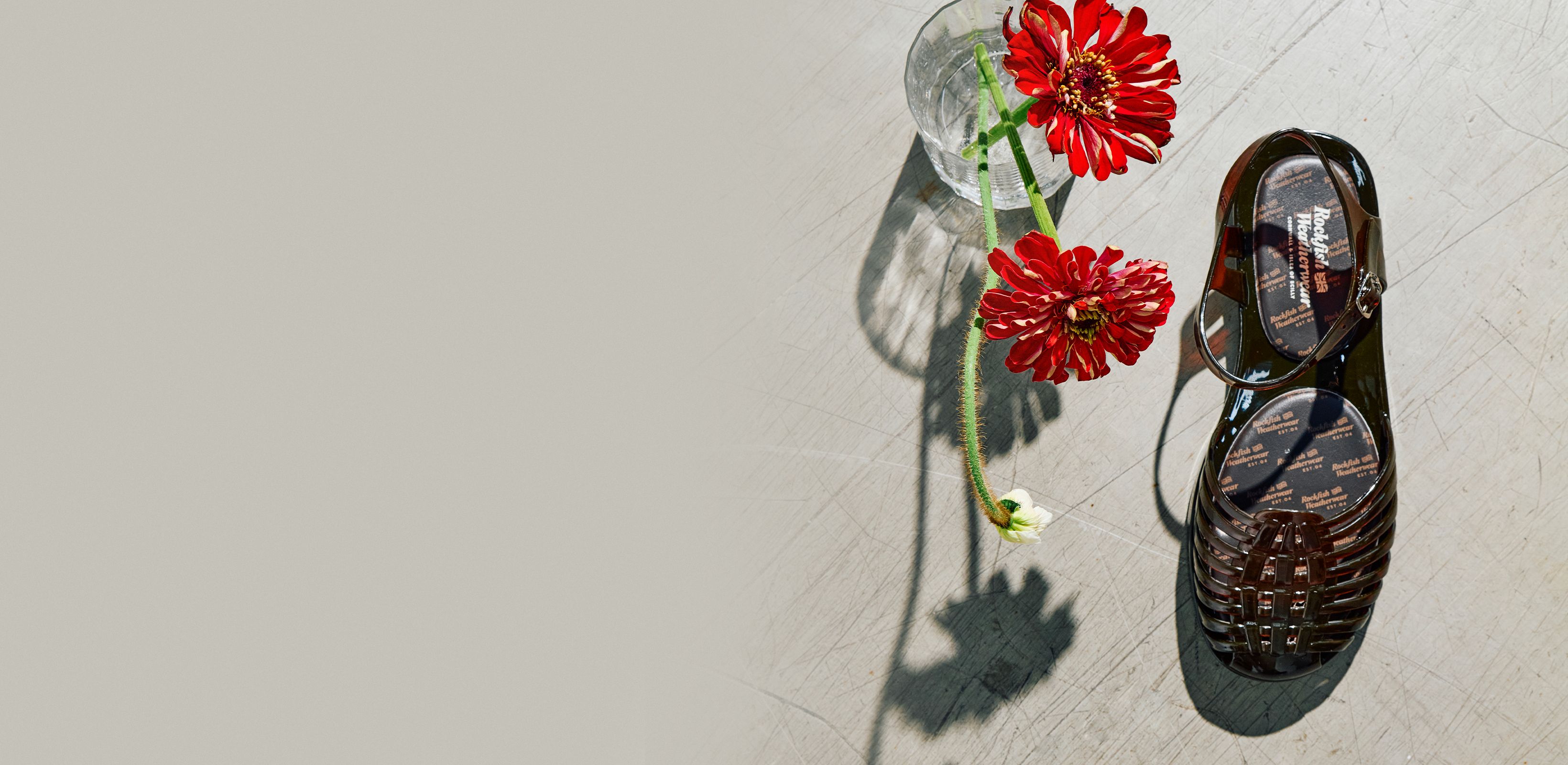 당신의 여름을 함께하는 
락피쉬웨더웨어