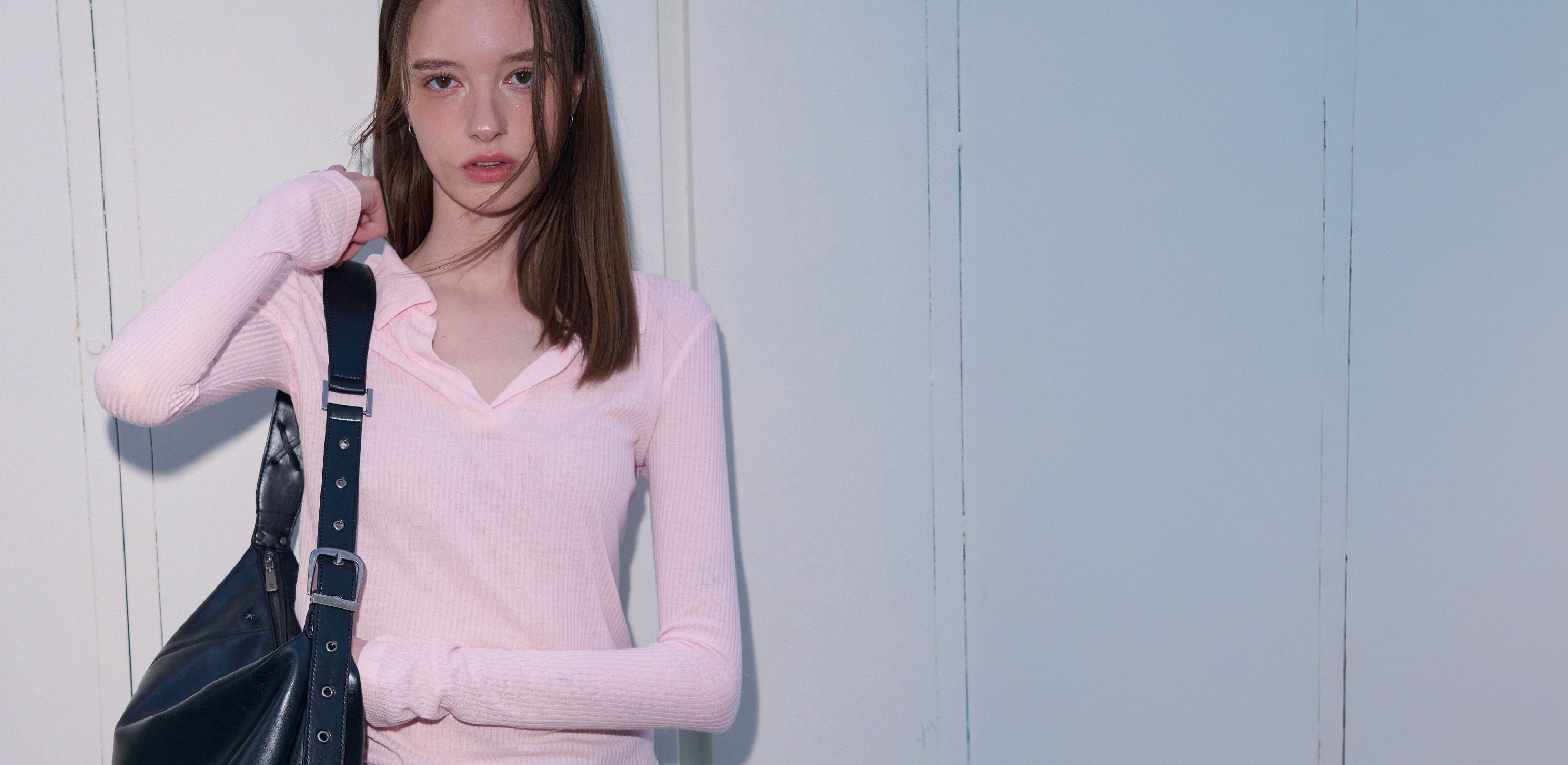 여름 속에서 찾은 
레더리