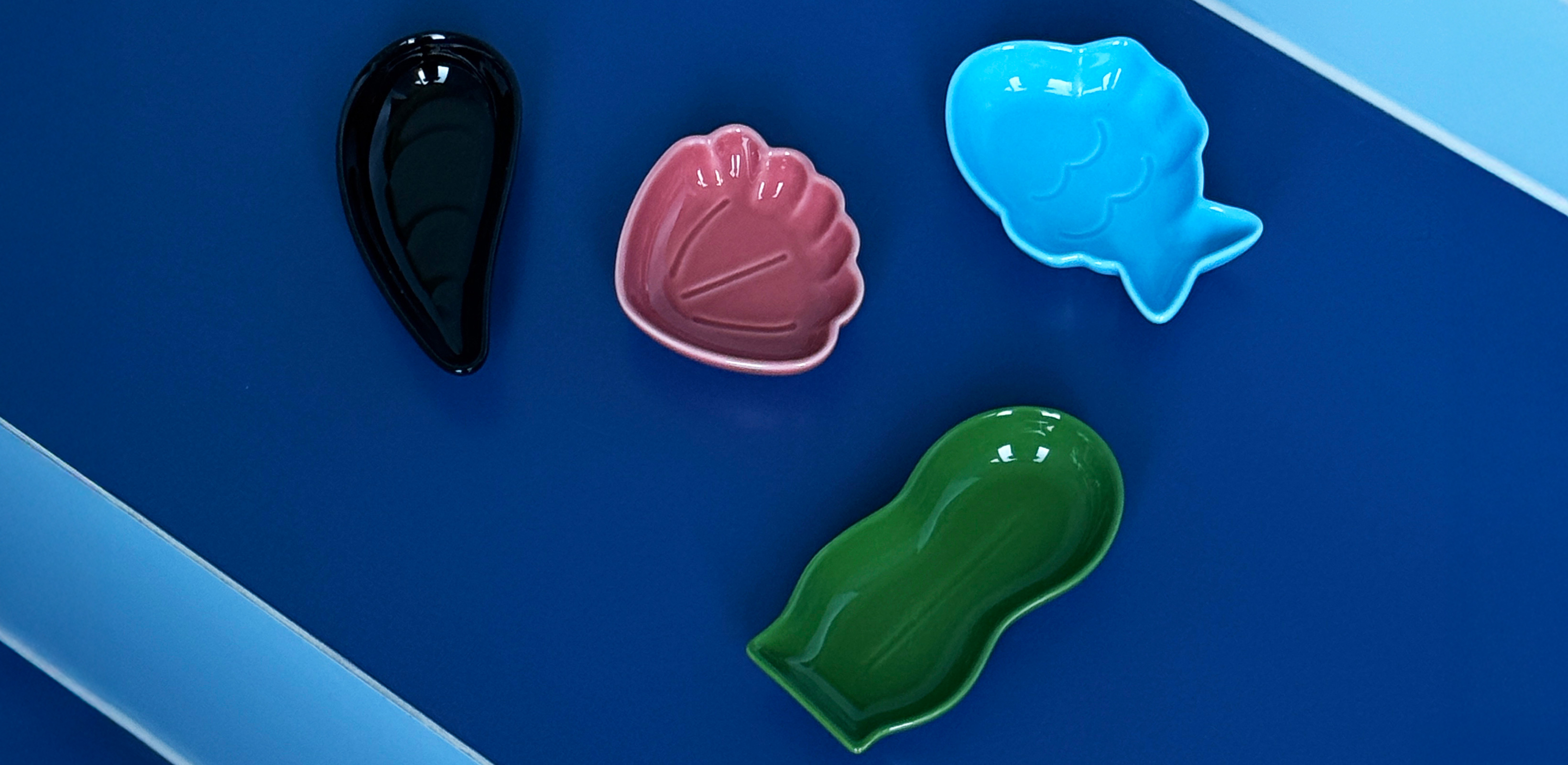 식탁 위의 바다
폴라앳홈