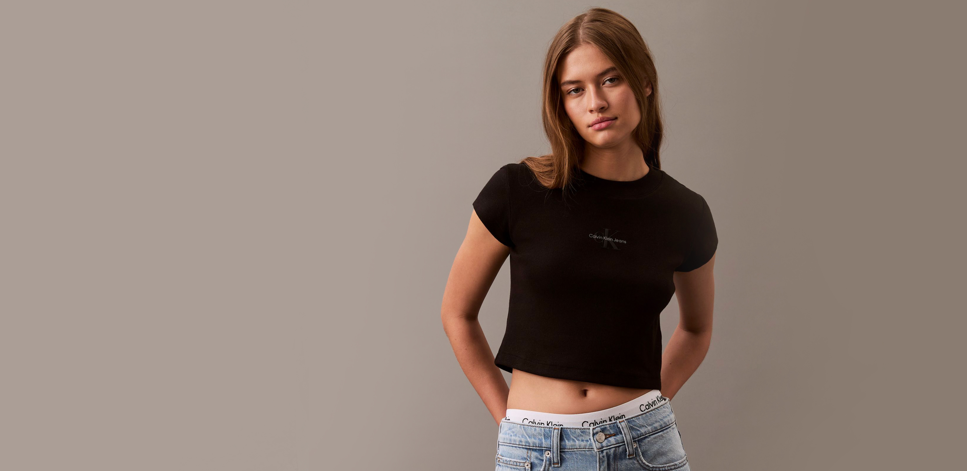 여름을 입는
가장 쿨한 방법
캘빈클라인 진
