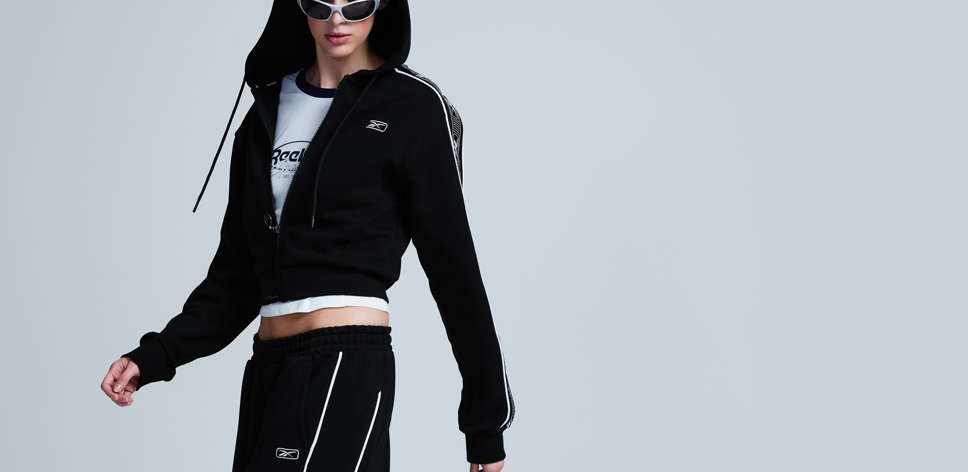 움직임에 더한 스타일
리복