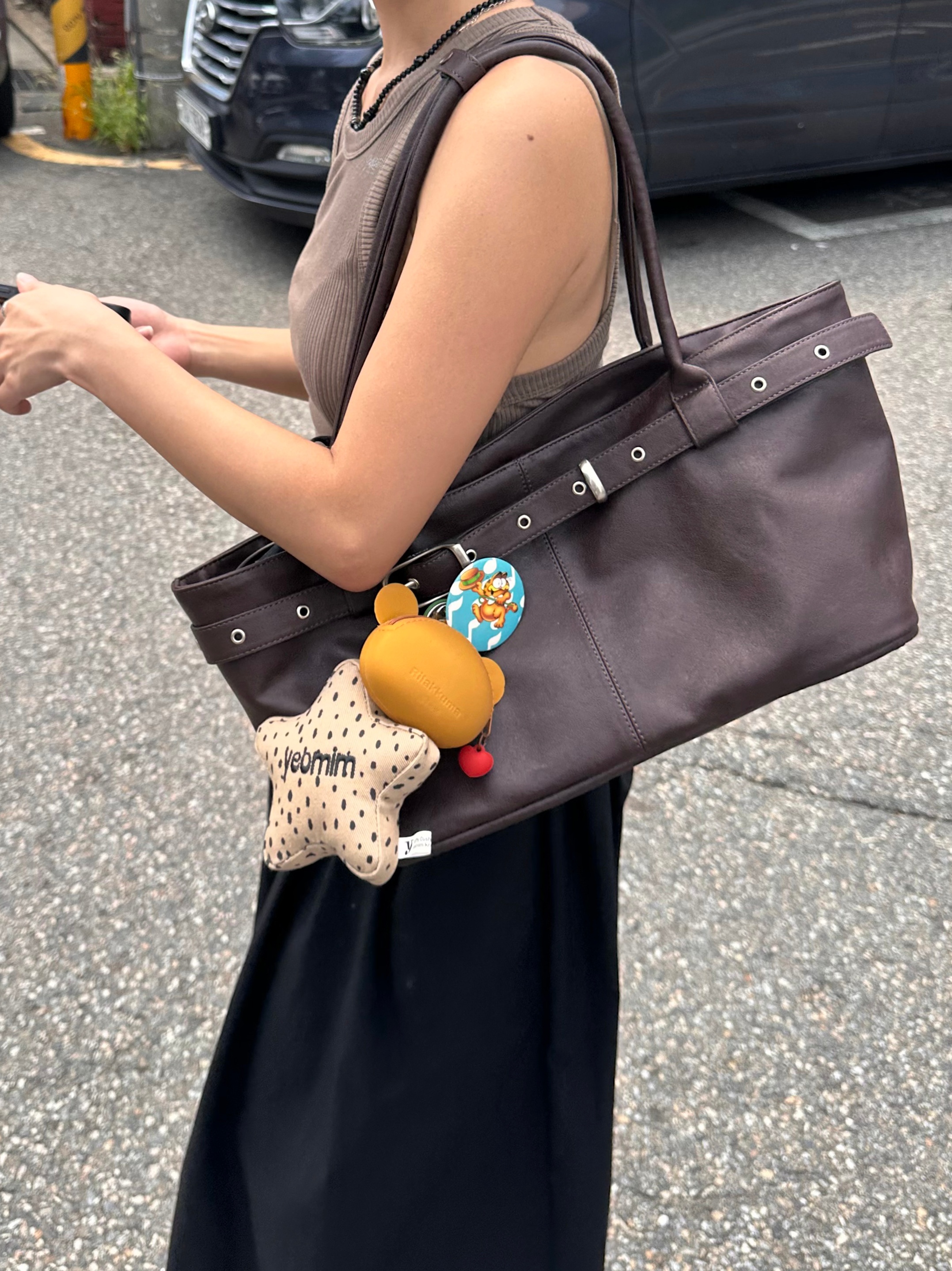 バッグ YEOMIM cylinder bag (suede brown) YEOMIM cylinder bag (suede brown) - メルカリ