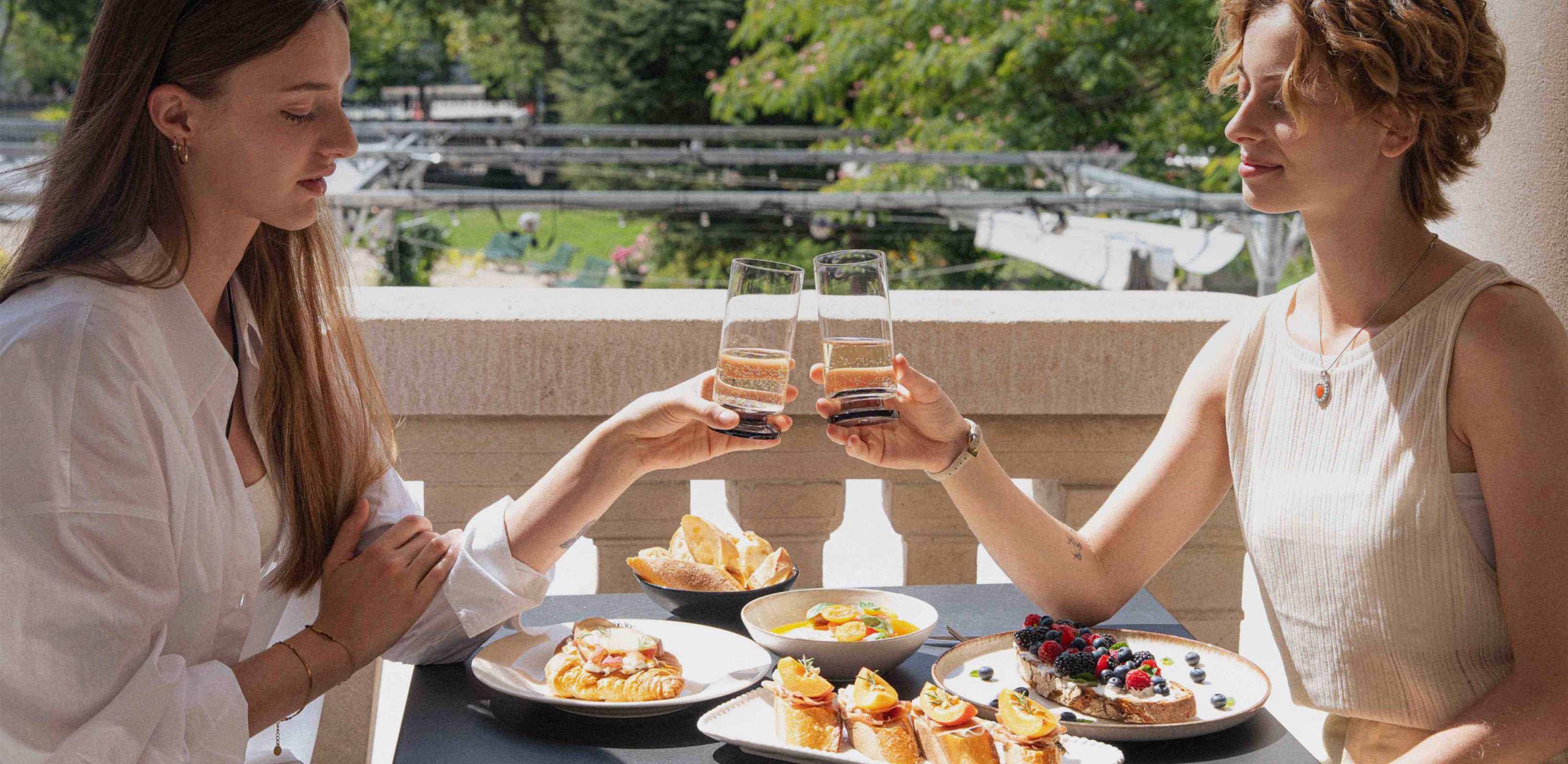 파리의 우아함을 담은
센느파리