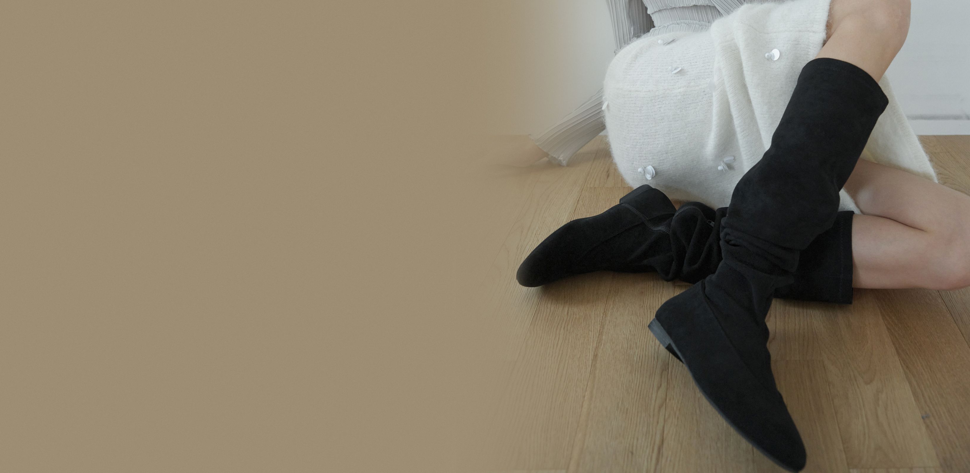 본질과 자유로움에 충실한
무드나잇