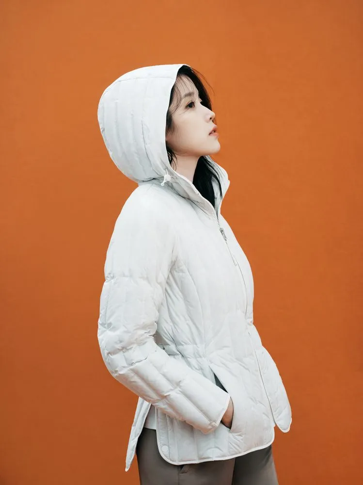 아이유가 전하는 계절