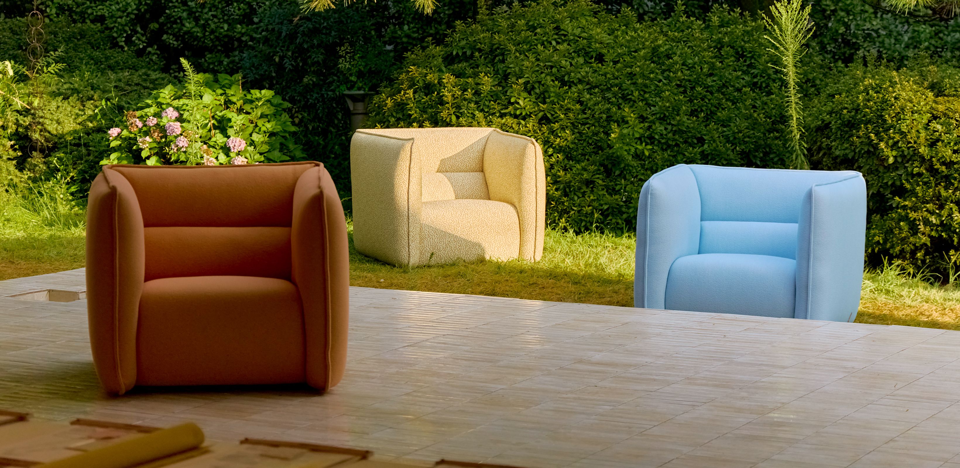 색으로 감각을
피워내는 가구
알로소