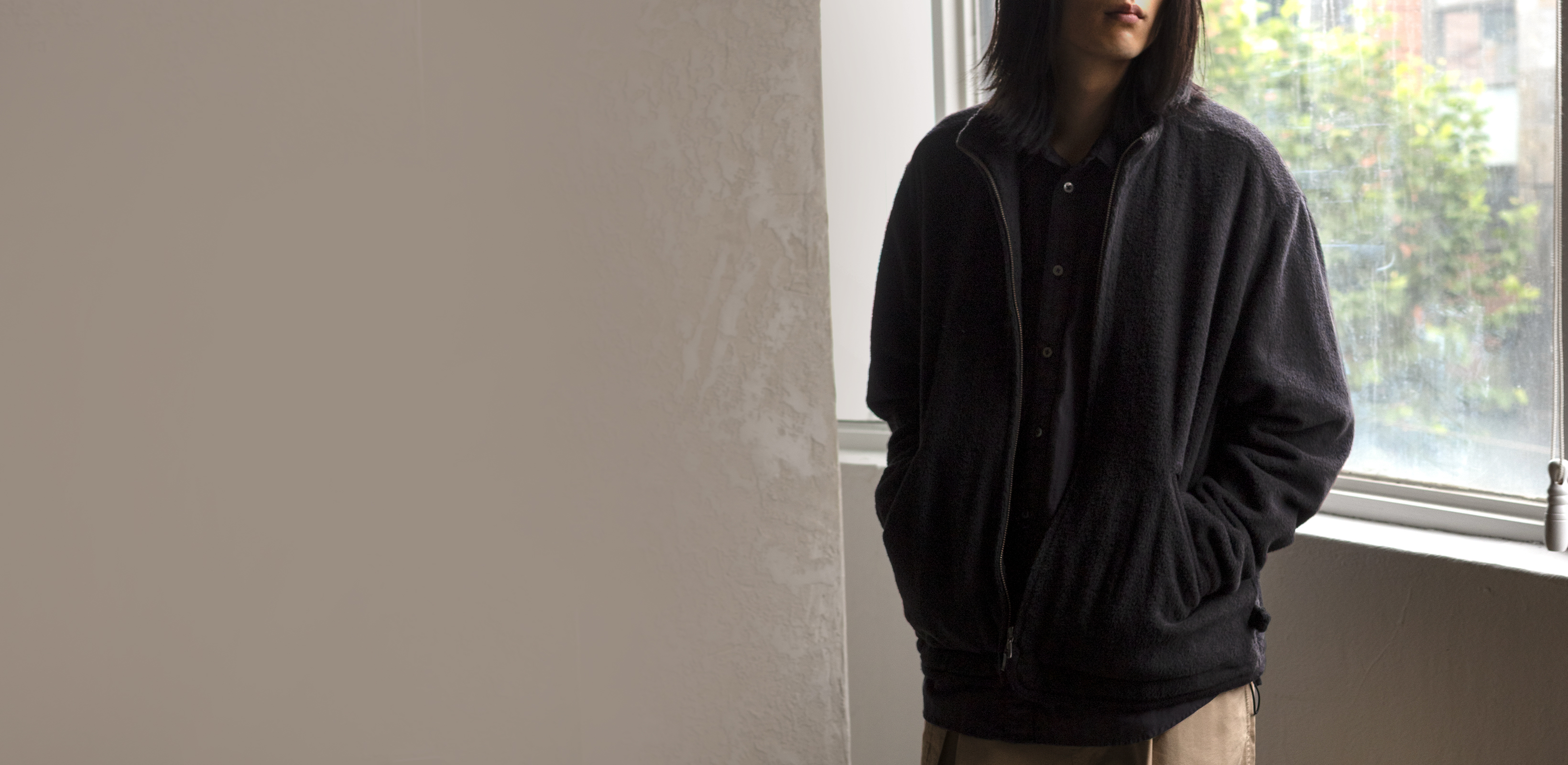 깊이를 더한 소재의 매력
고낙