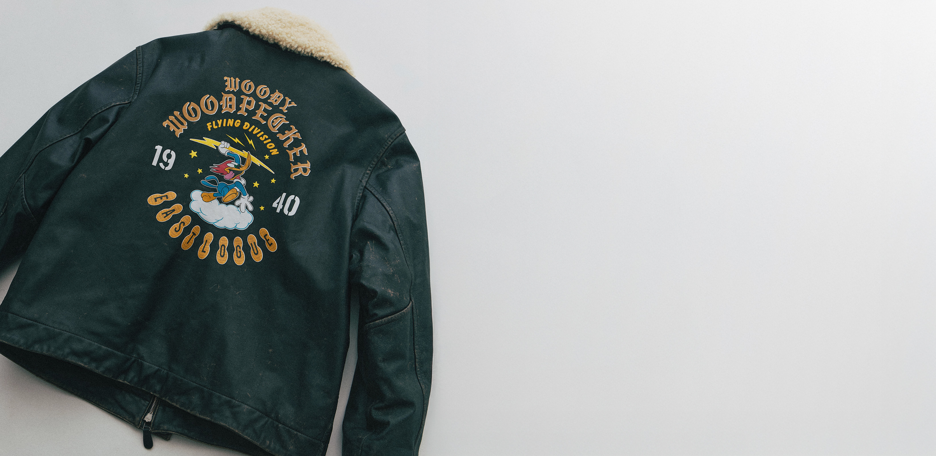 기다려온 협업
이스트로그×우디 우드패커