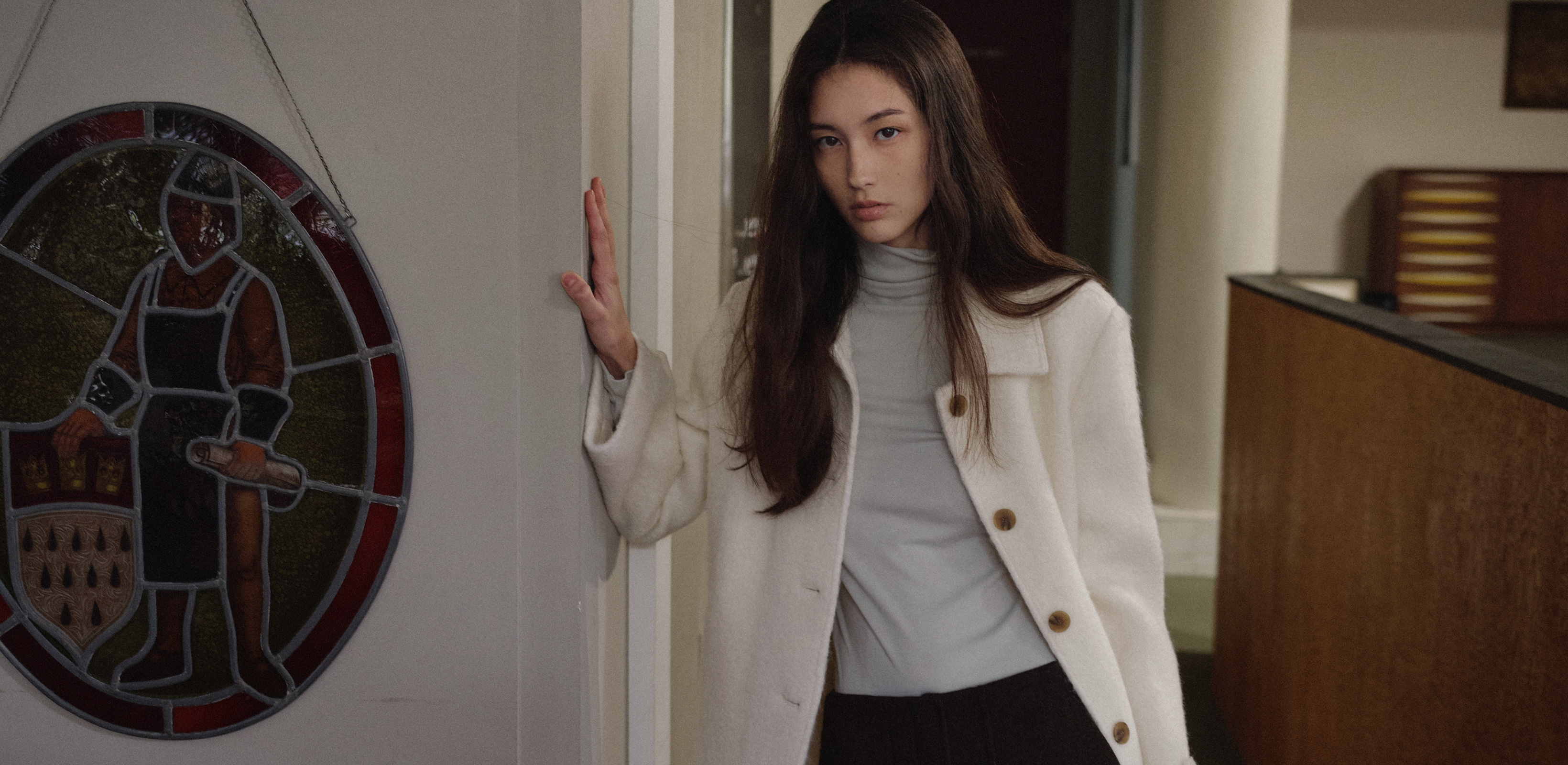 낯선 도시의 겨울
포 유어 아이즈 온리