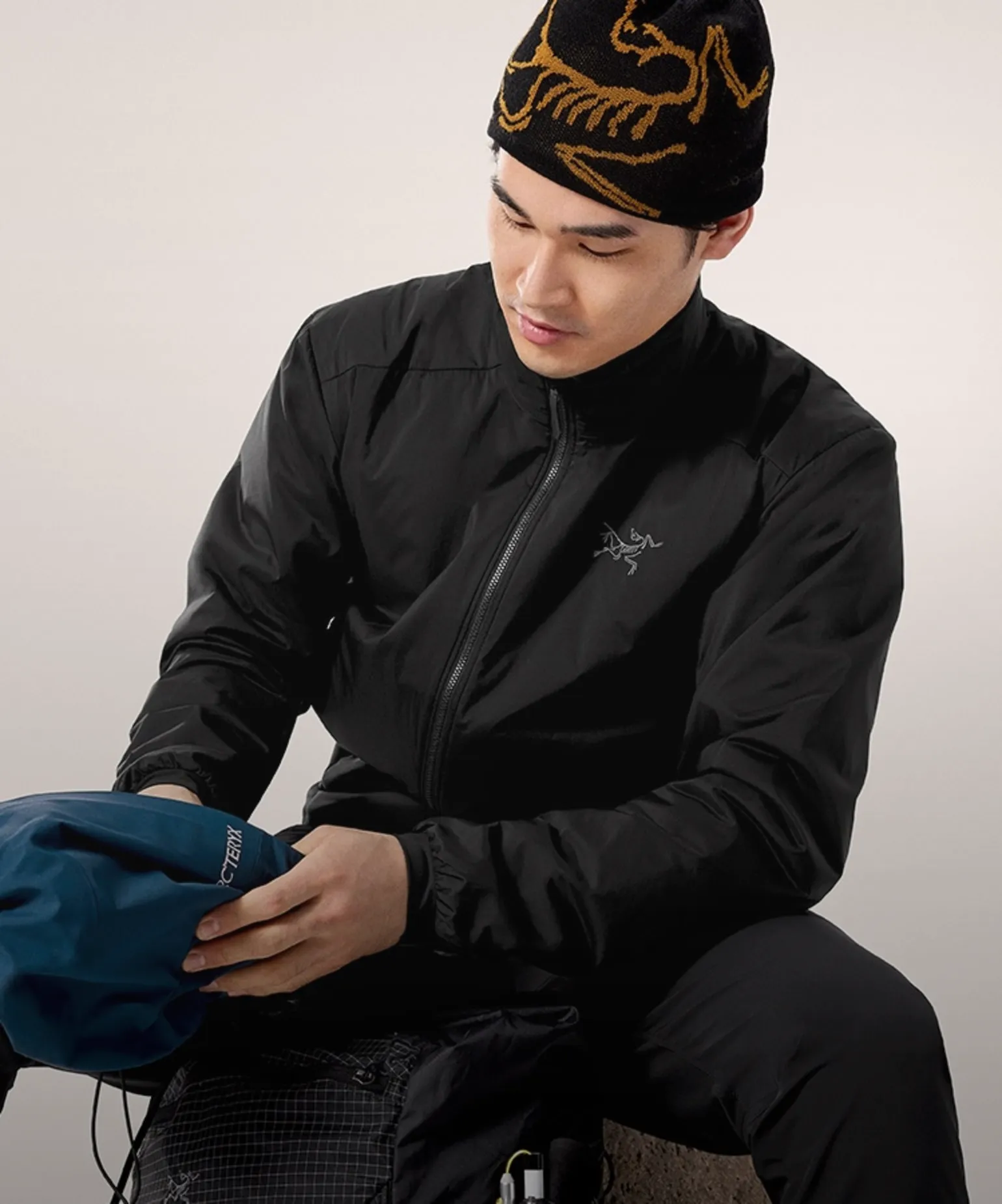 기술로 무장한 신상