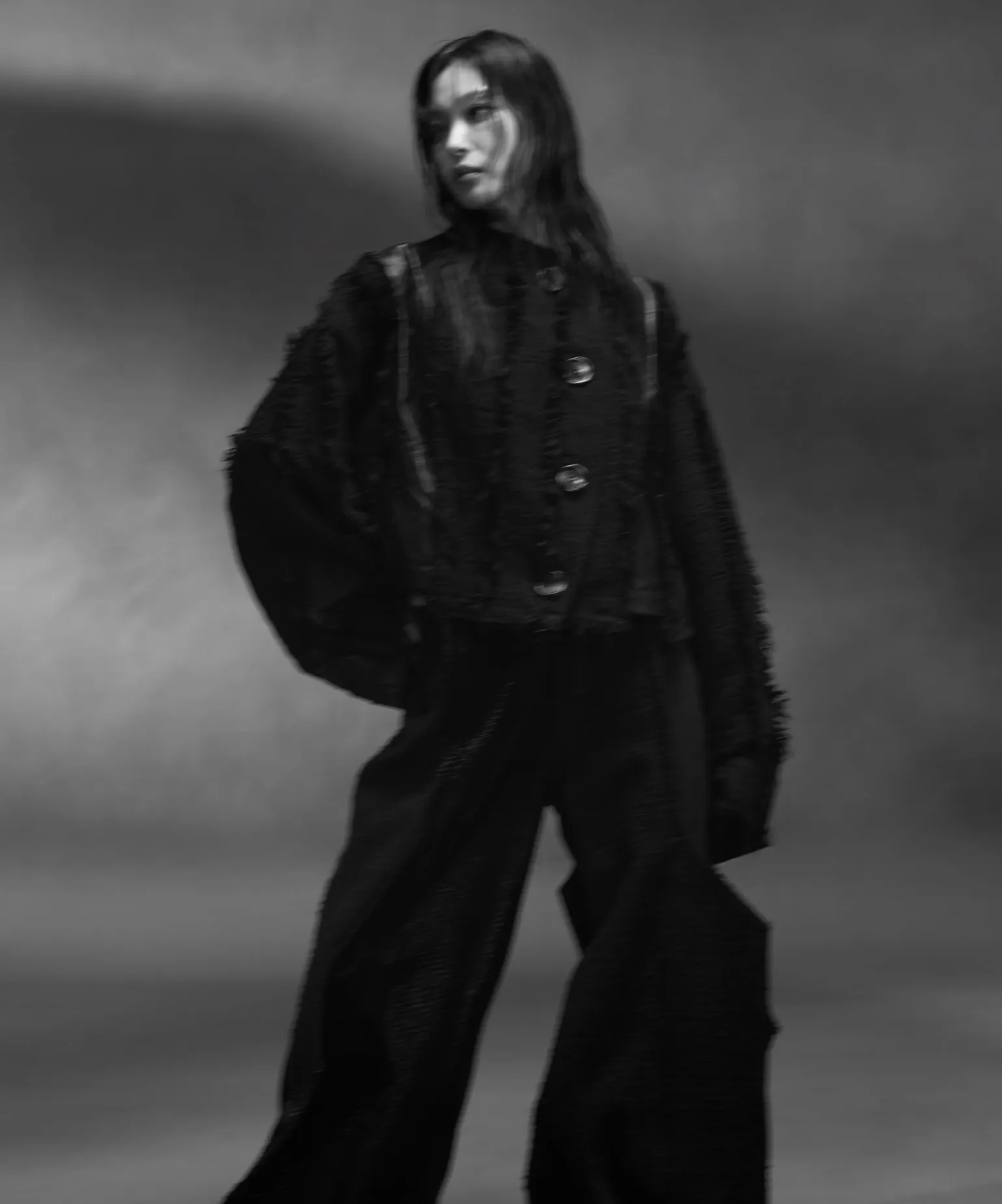 이런 강렬한 우아함