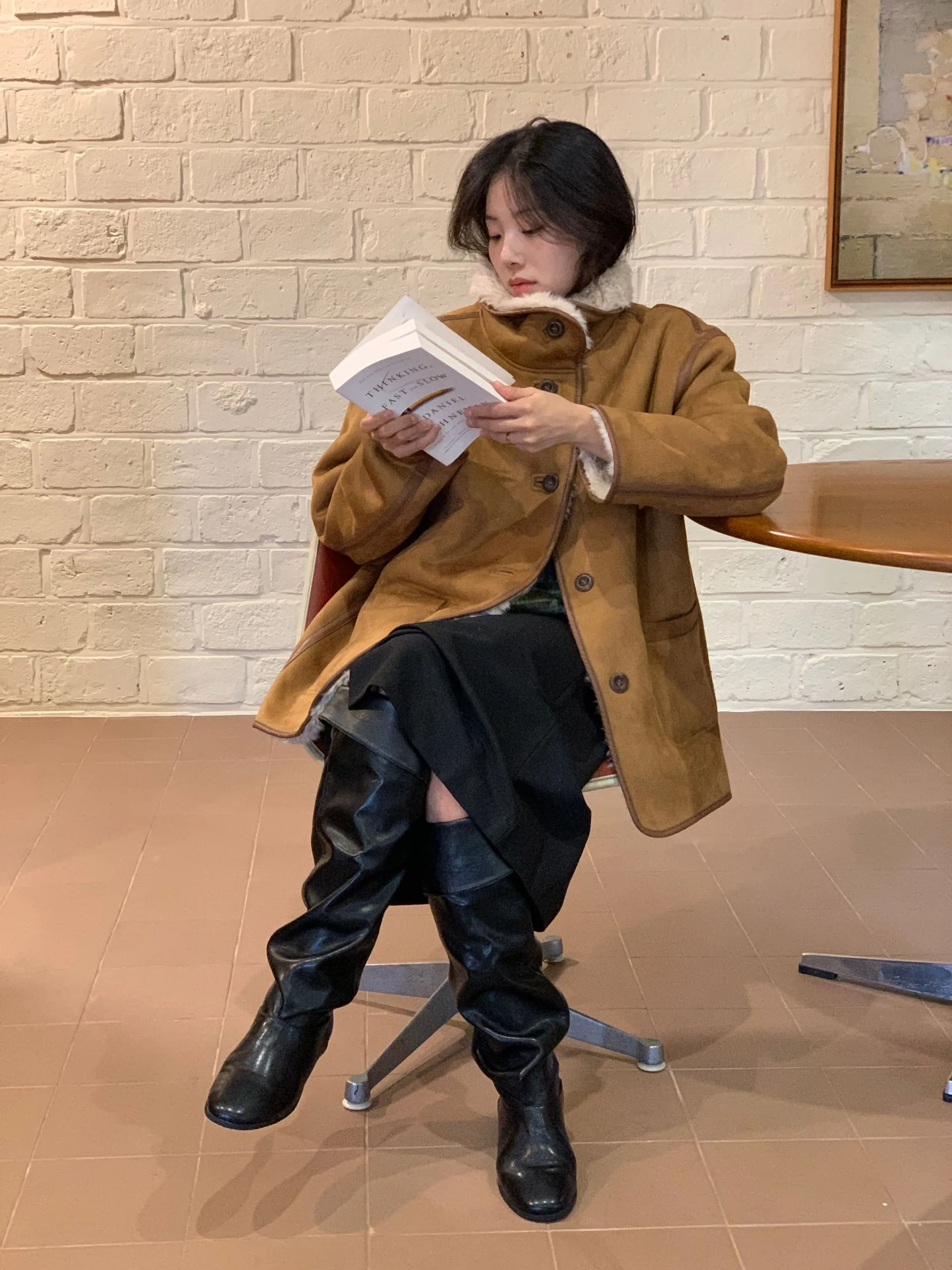 https://img.29cm.co.kr/cms/202511/11f0c91bae6c7ac5ab9df9756ae70eb7.jpeg