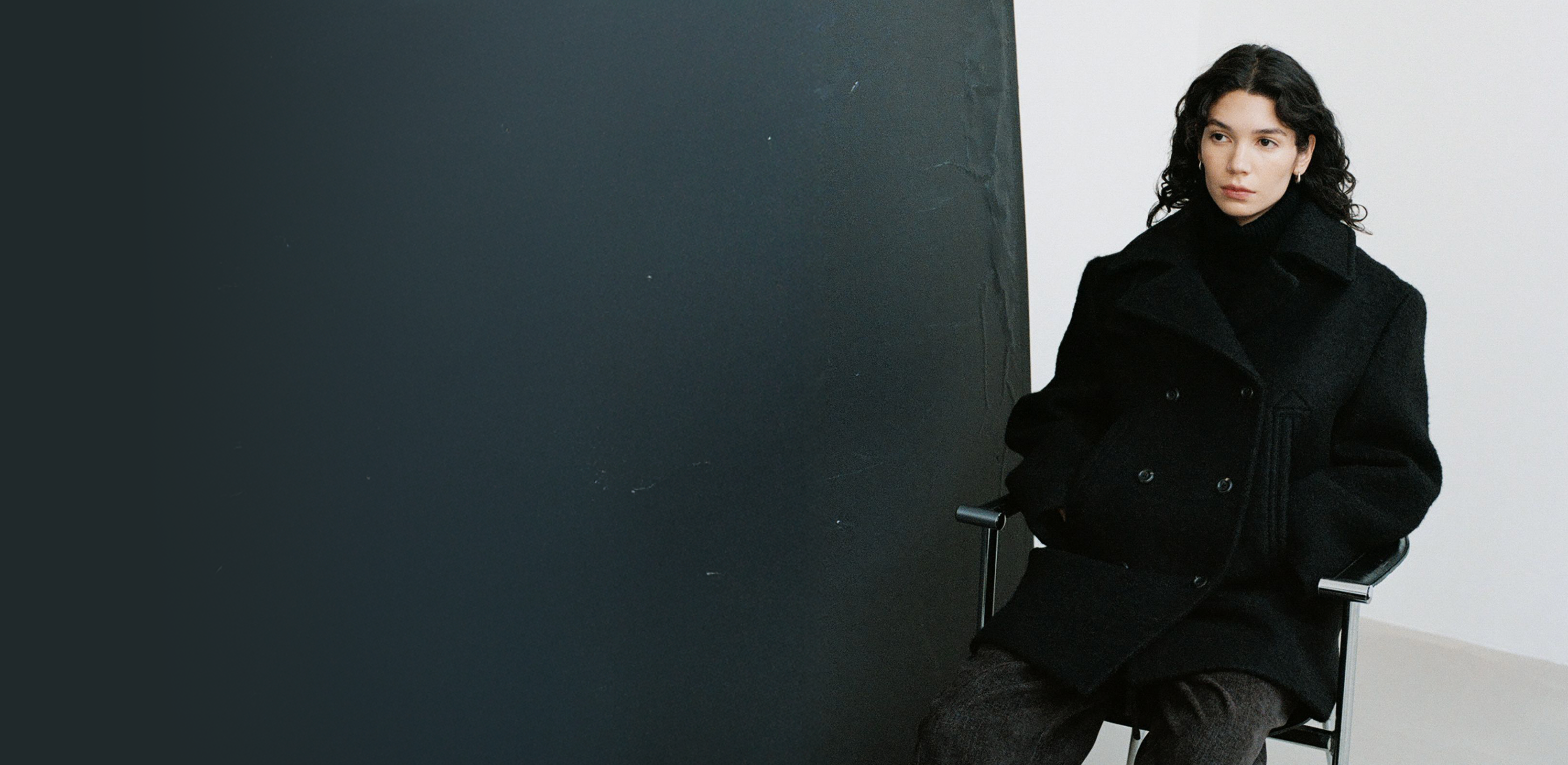 본질만을 남긴 아름다움
네세서리