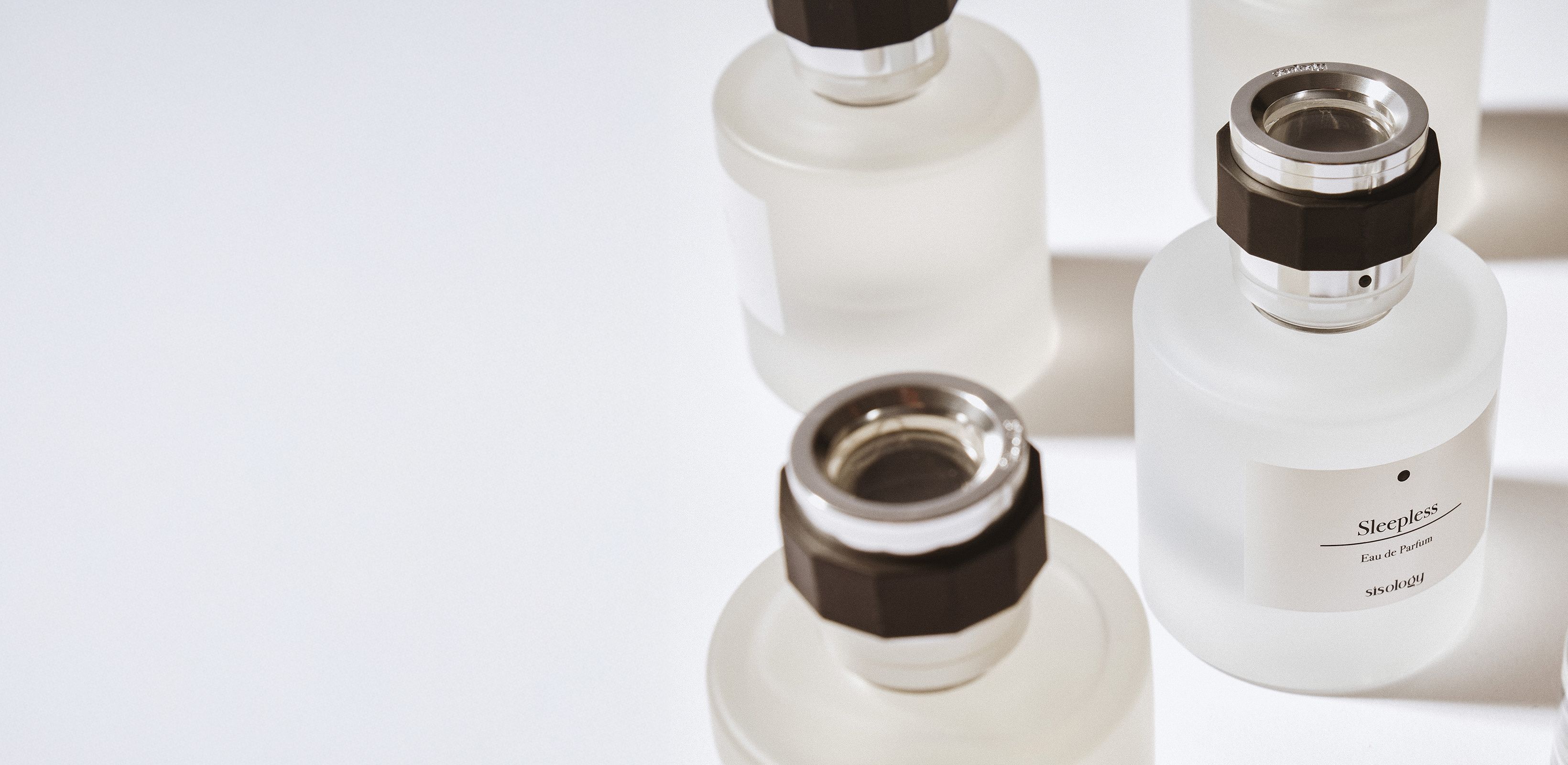 일상의 특별함을 포착한 향
시스올로지