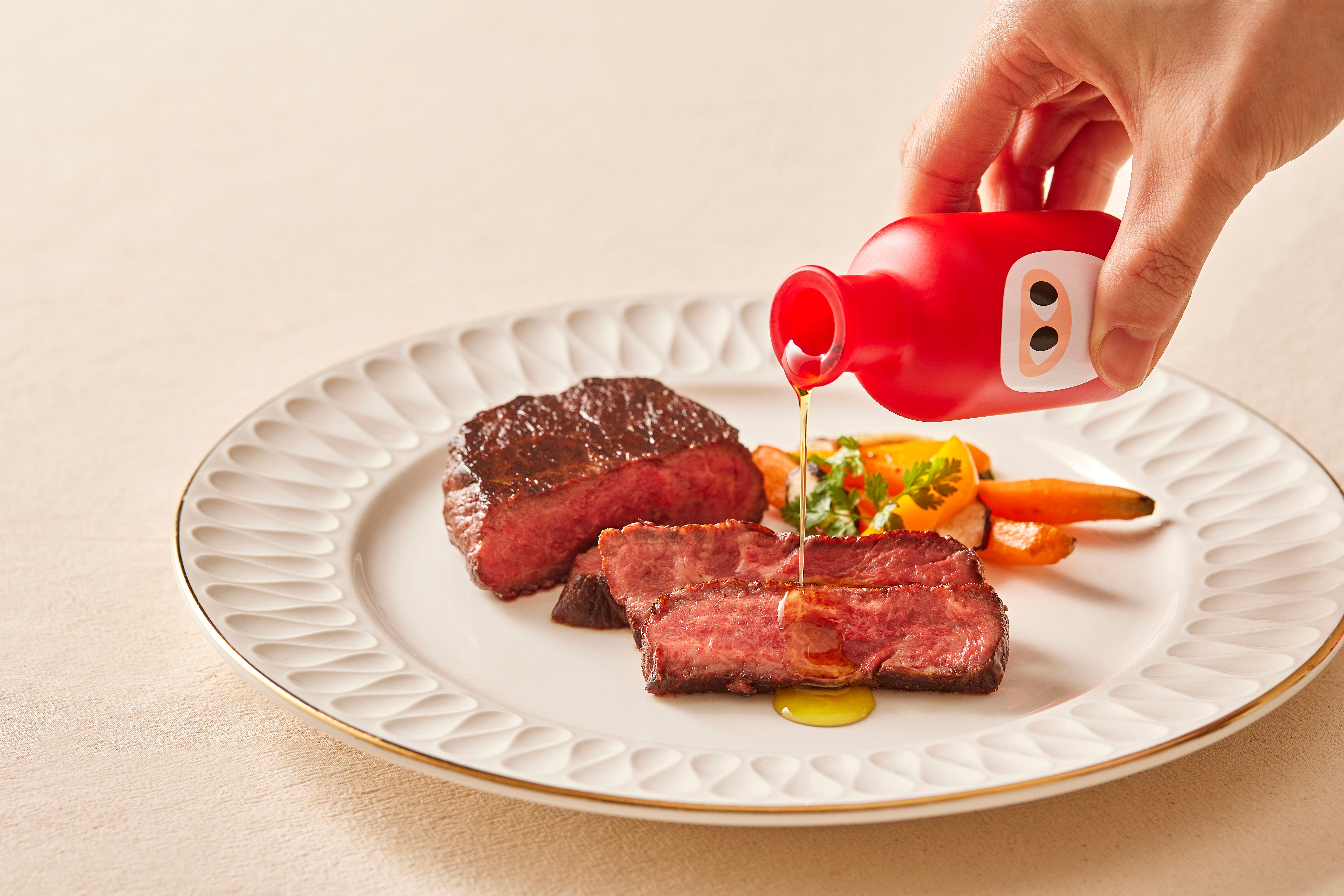 연말 테이블의 주인공