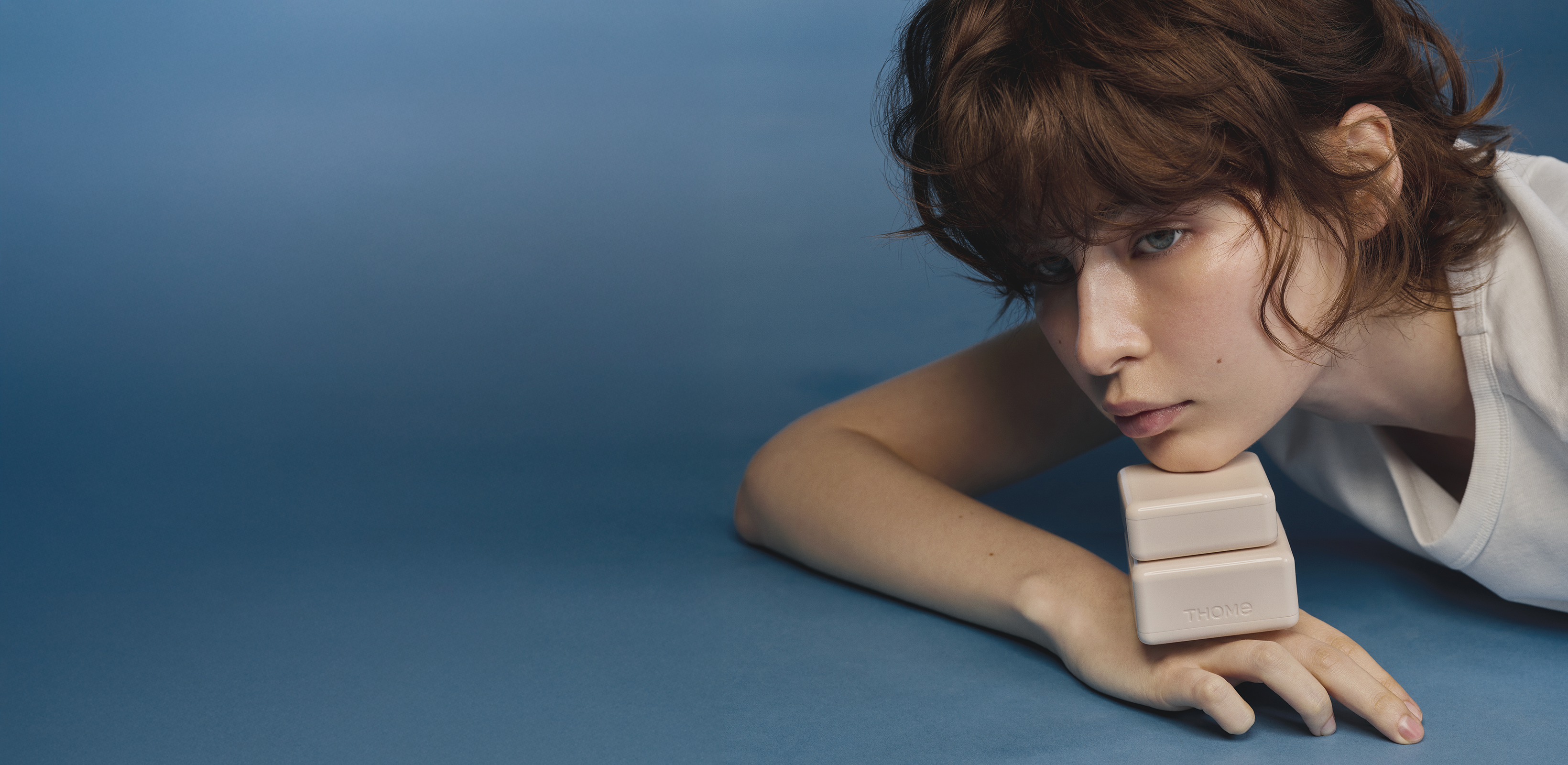 여배우의 광채 비법
톰