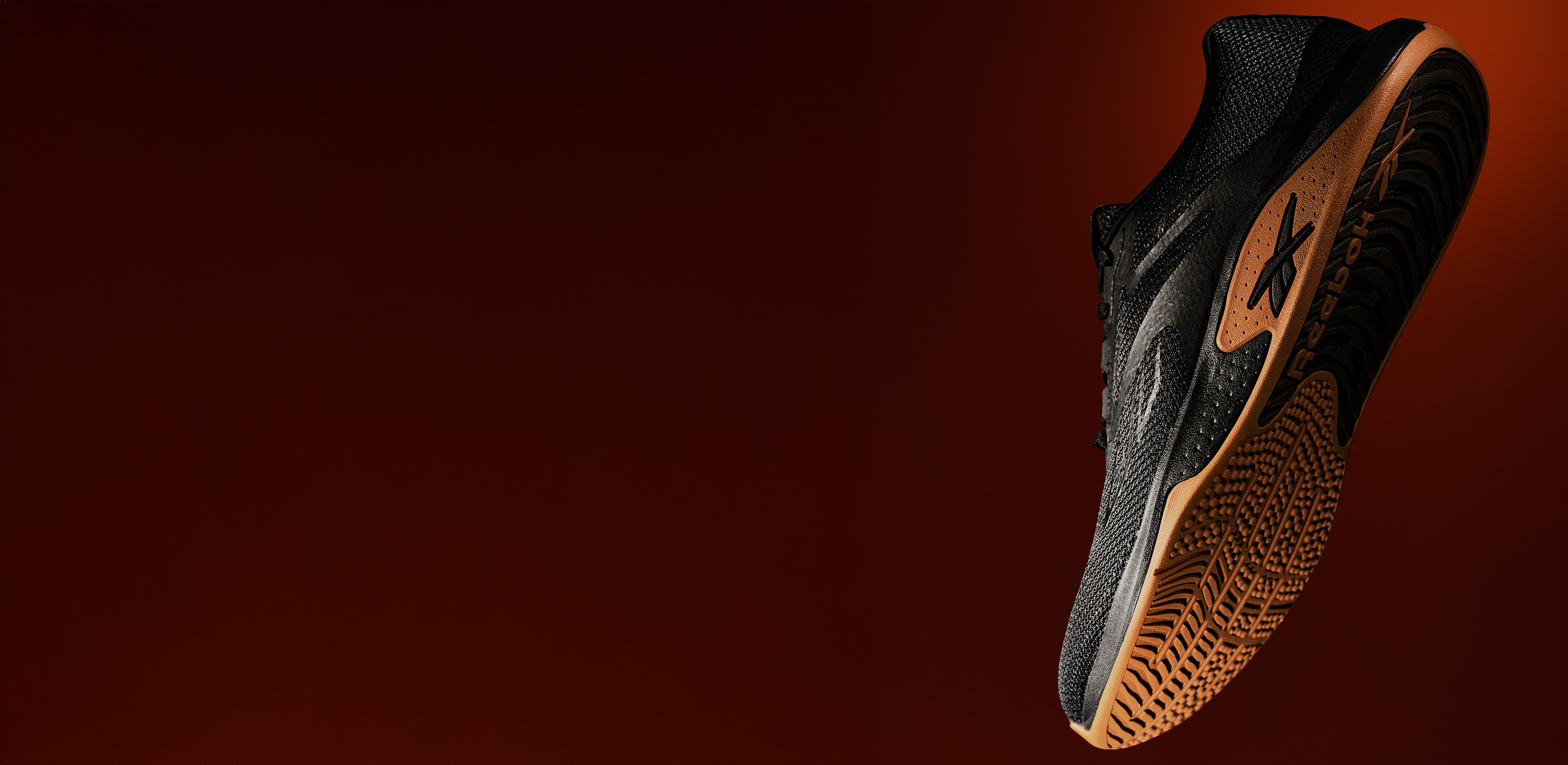 새해 트레이닝 파트너
리복