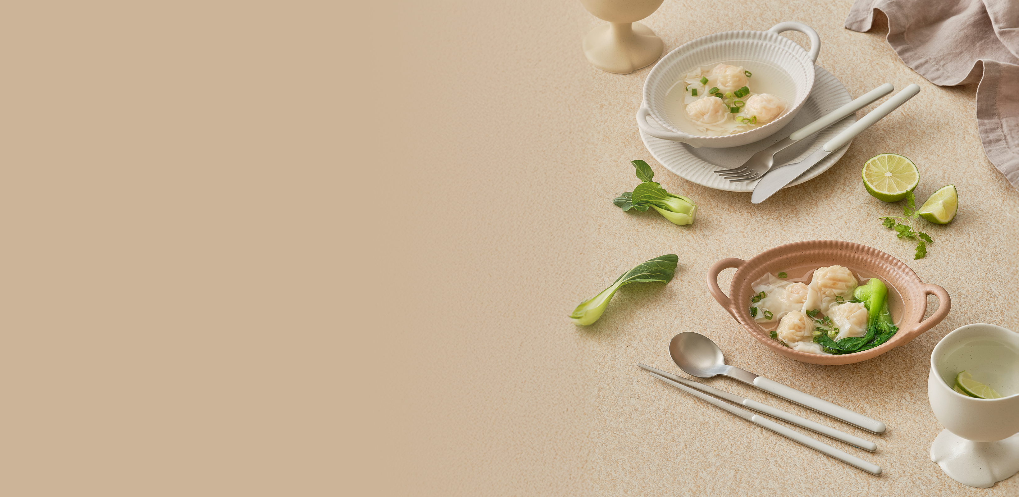 식탁의 장면을 그려요