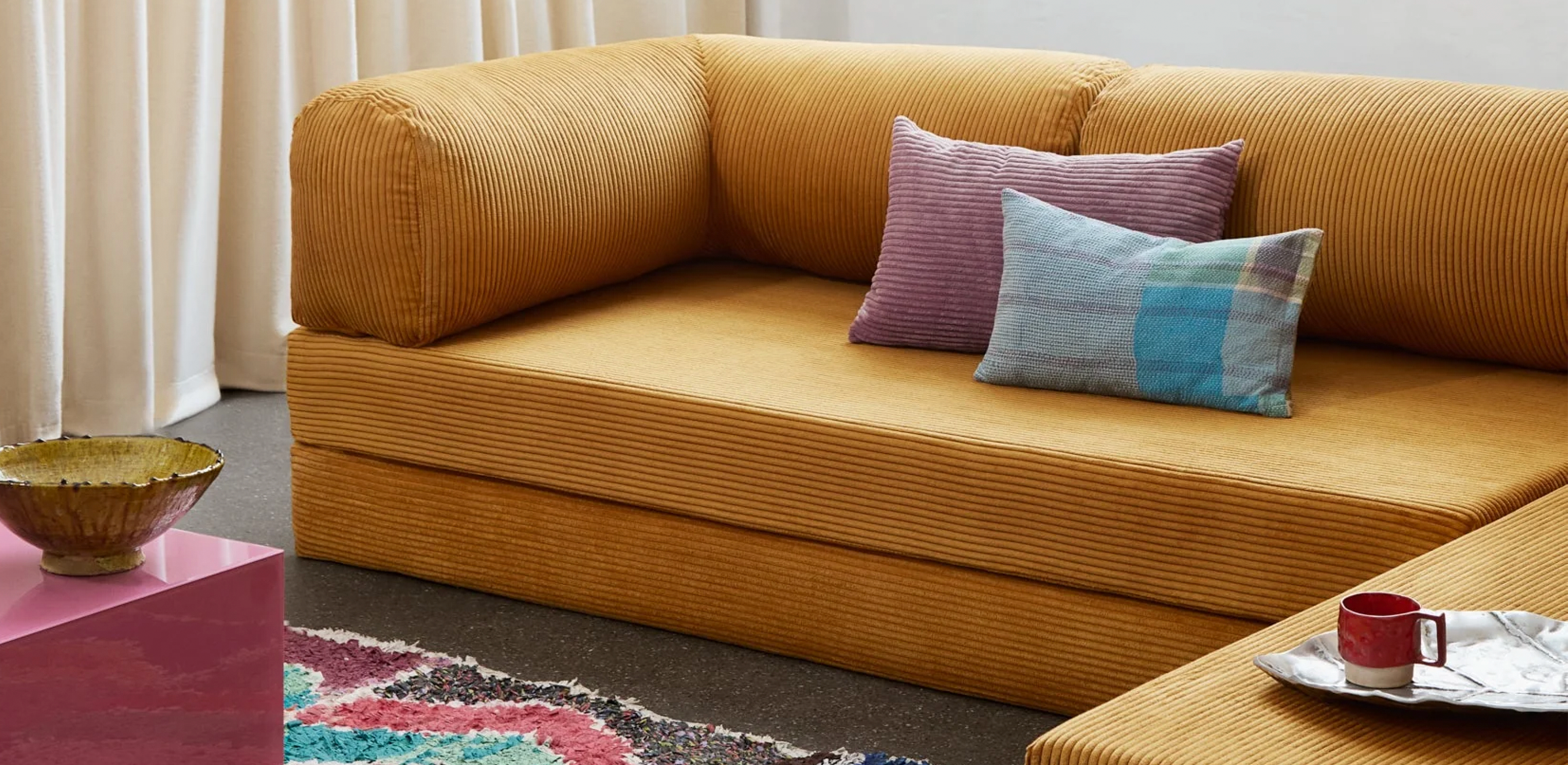 던이 선택한 그 소파
옴후