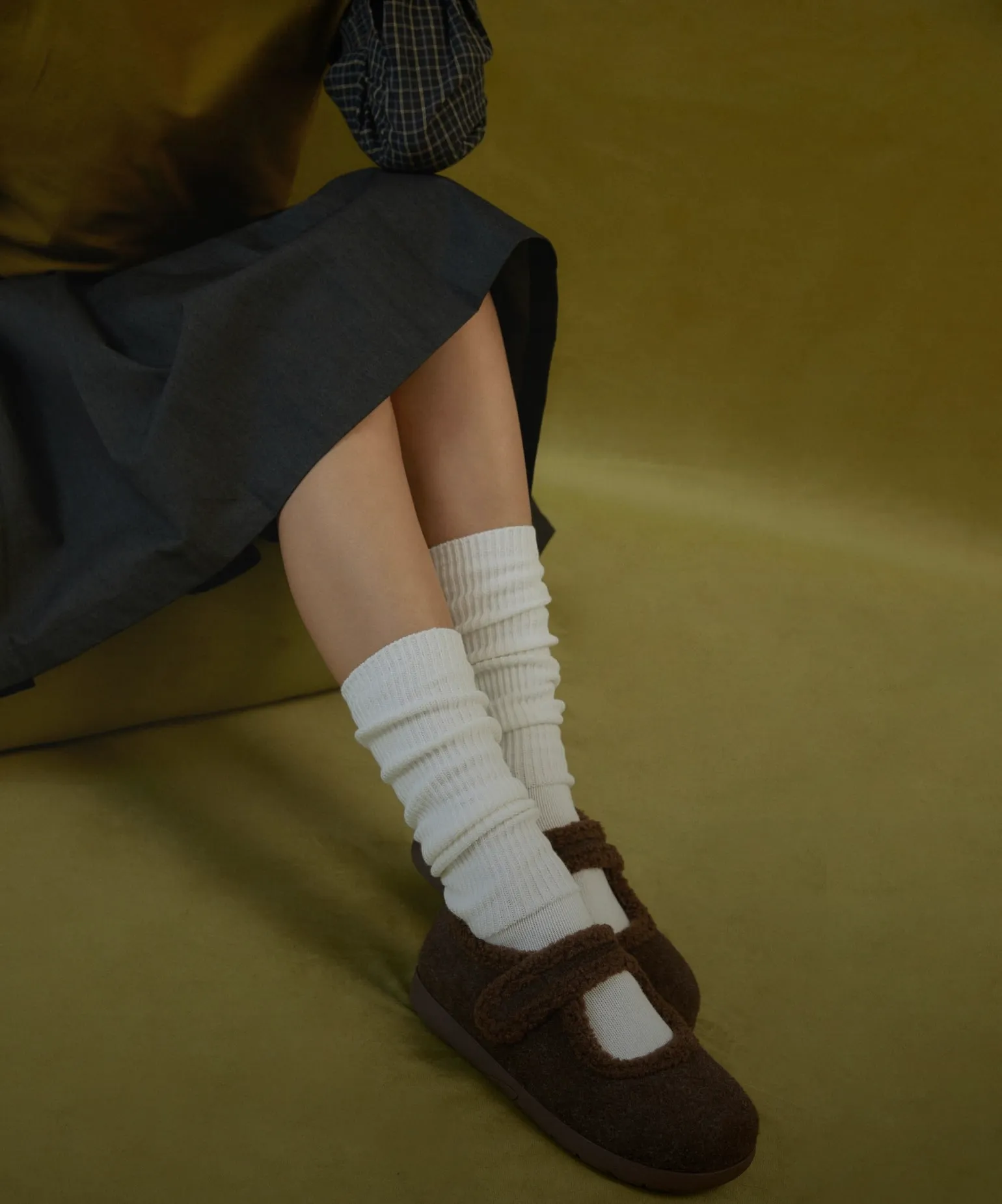 봄을 머금은 발자국